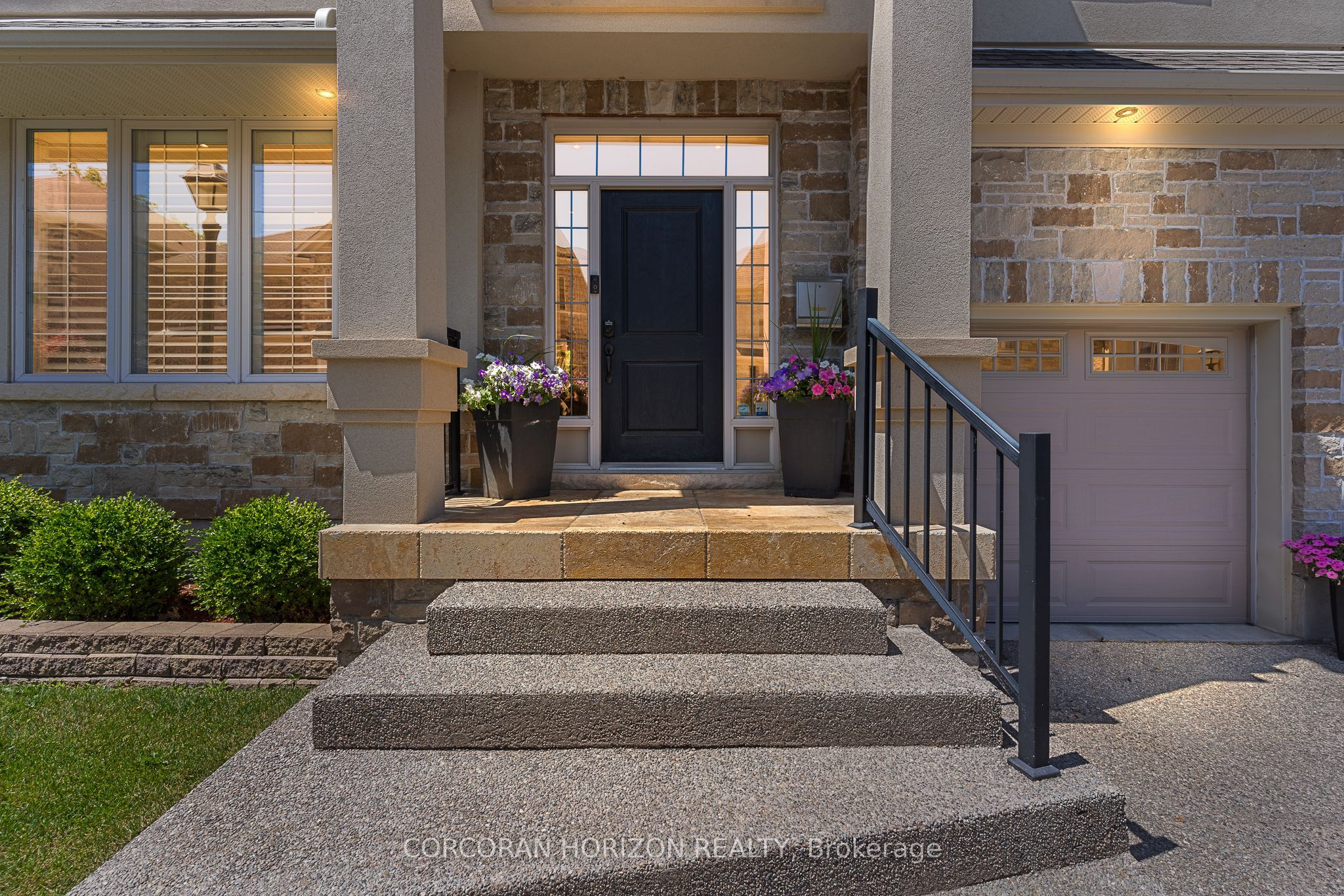 258 Edgewater Crescent 8