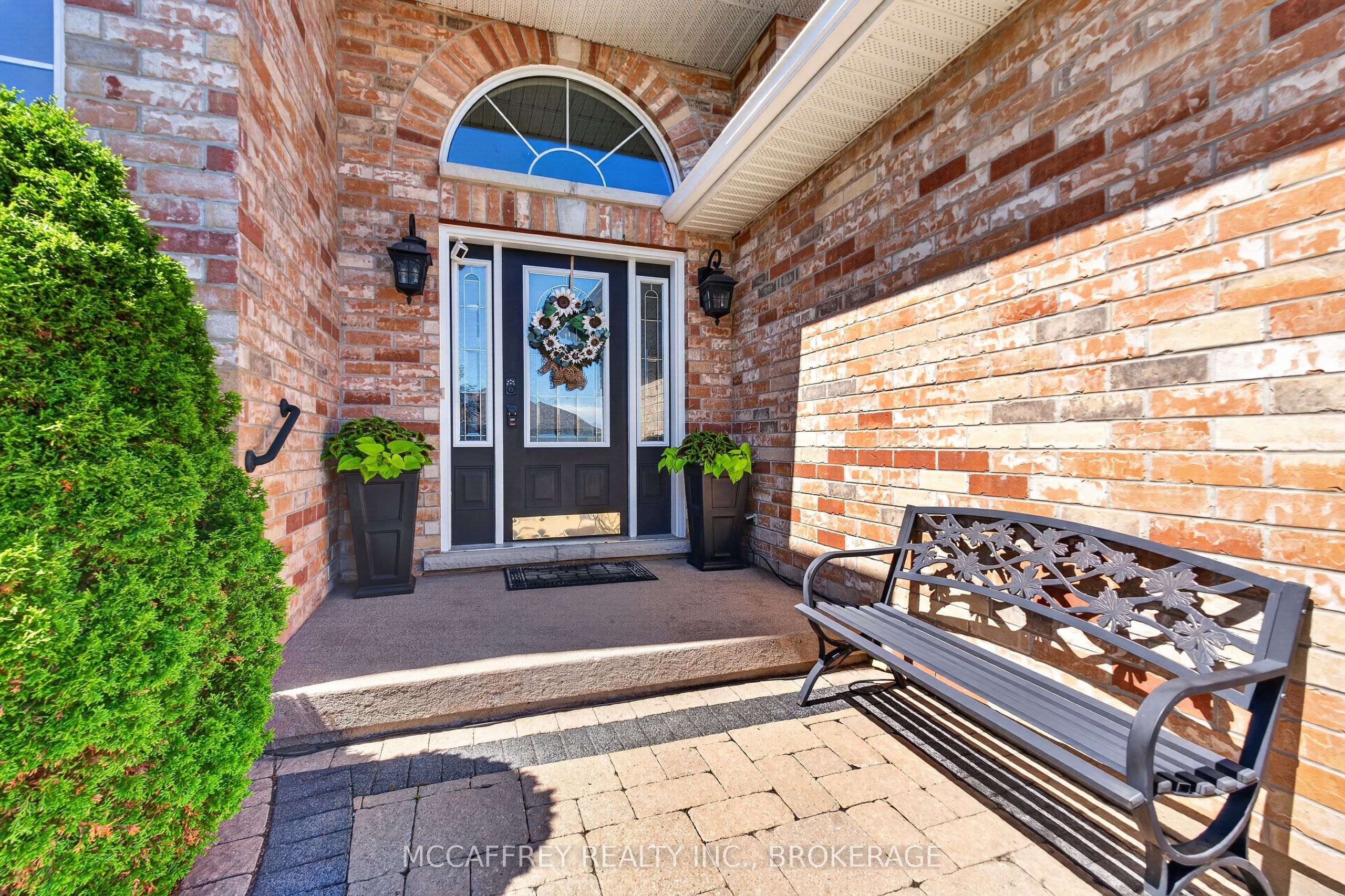 9 Hartwood Crescent
