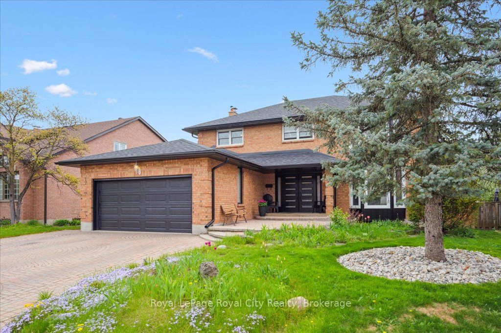 9 Kortright Road E
