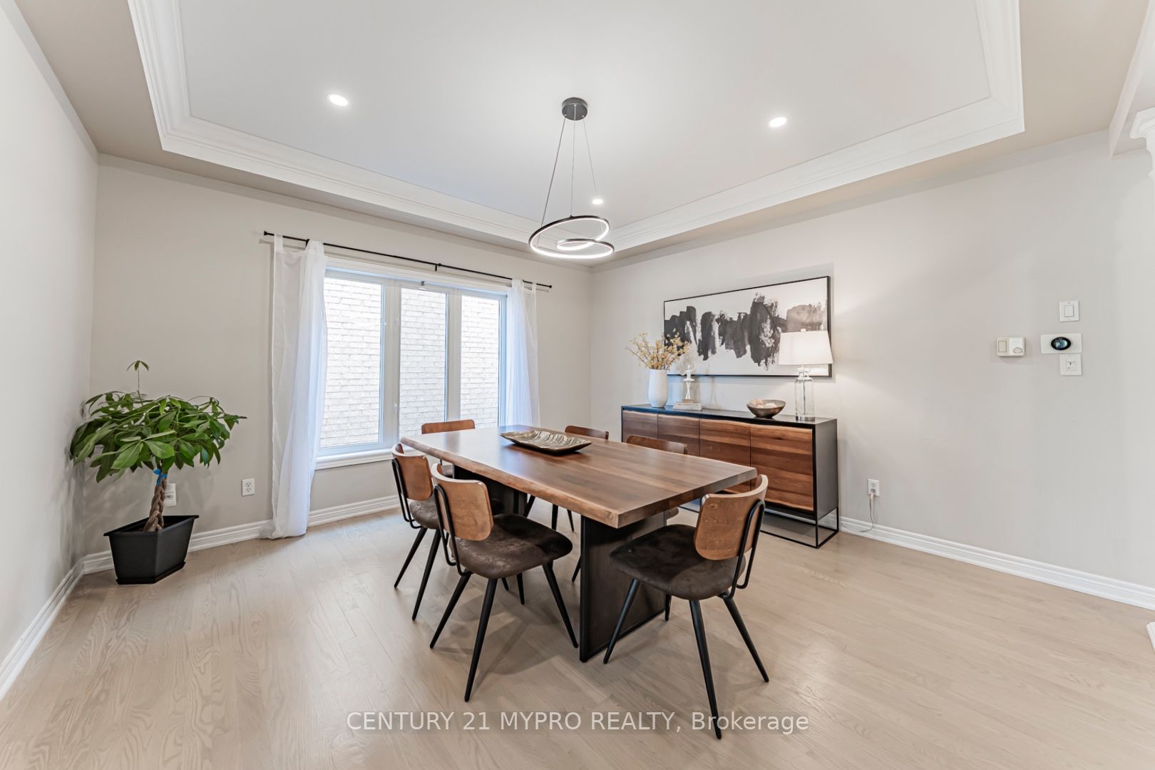 1109 Kestell Boulevard