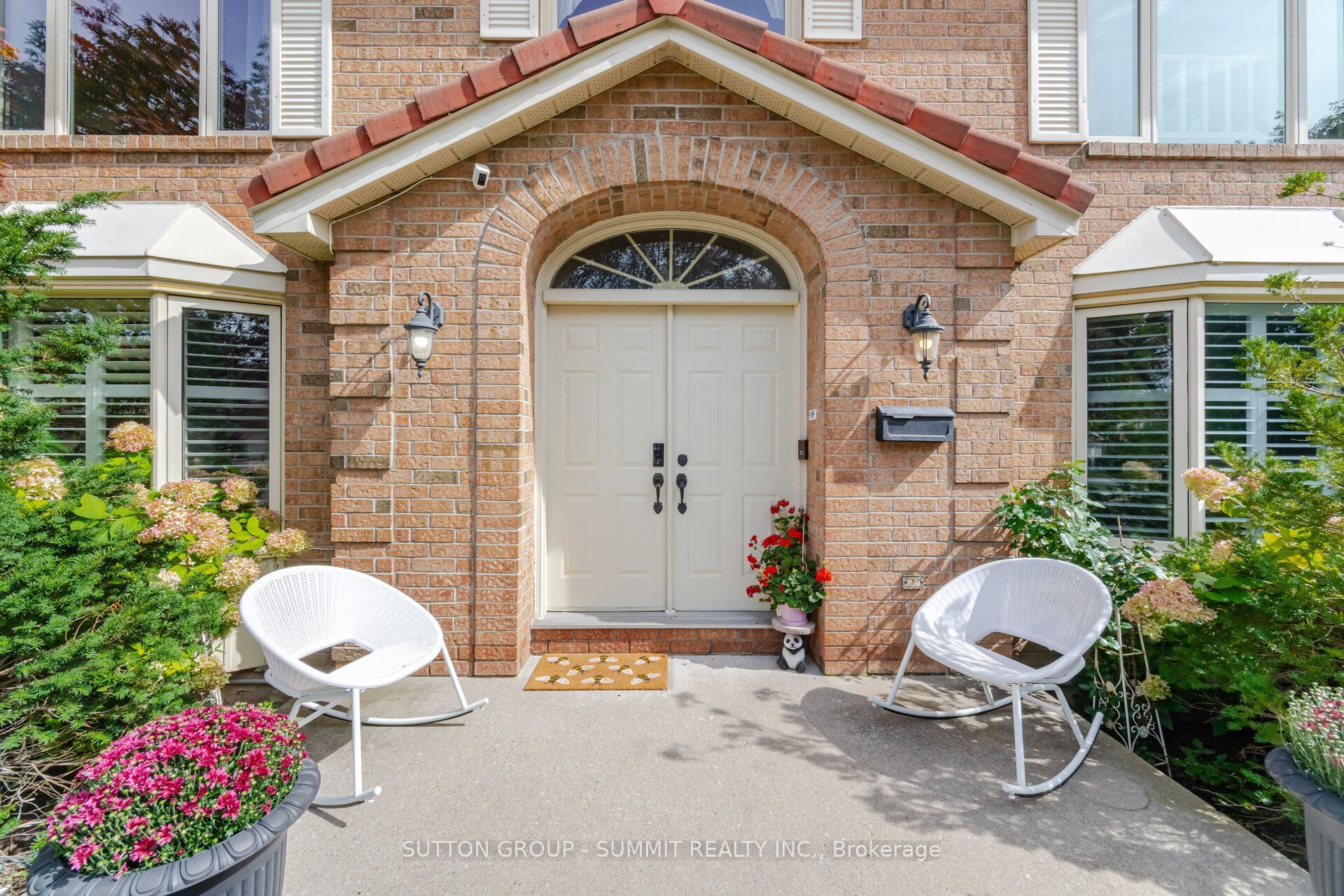 36 Inglenook Court