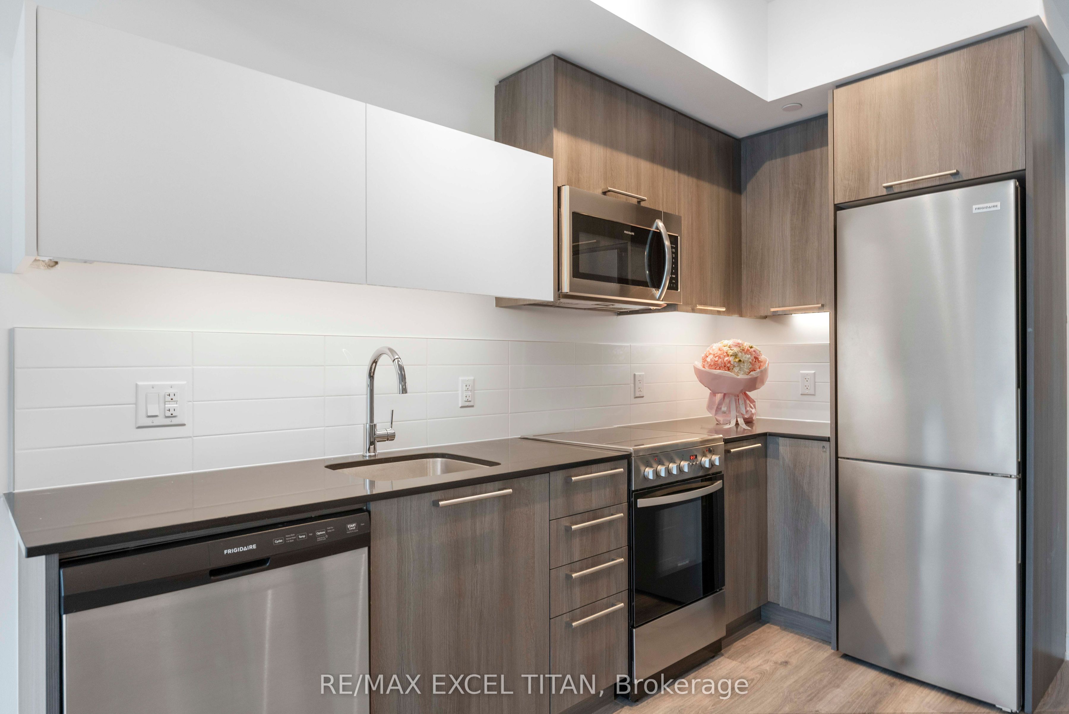 25 Neighbourhood Lane 205