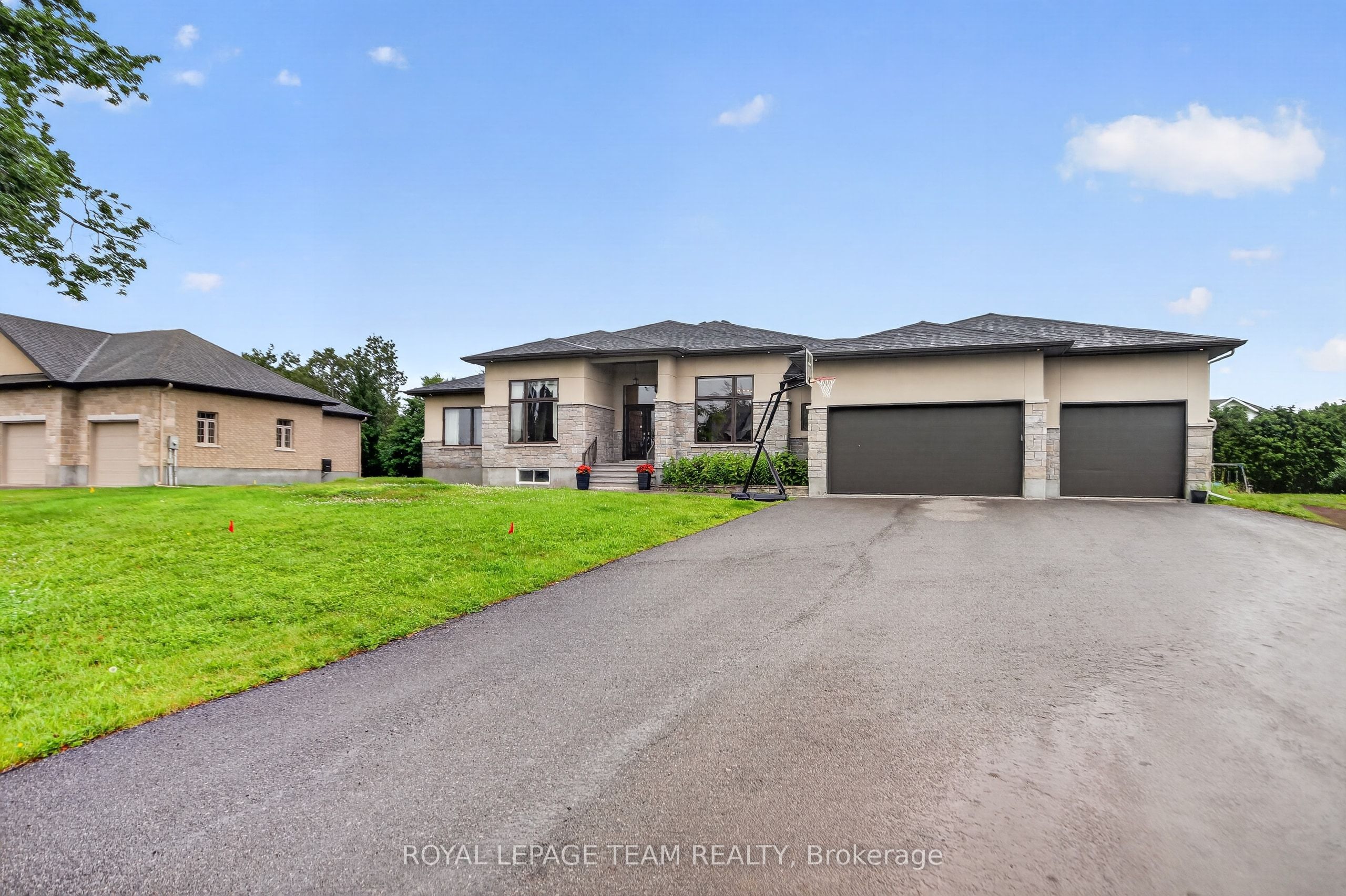 1801 CEDARLAKES Way
