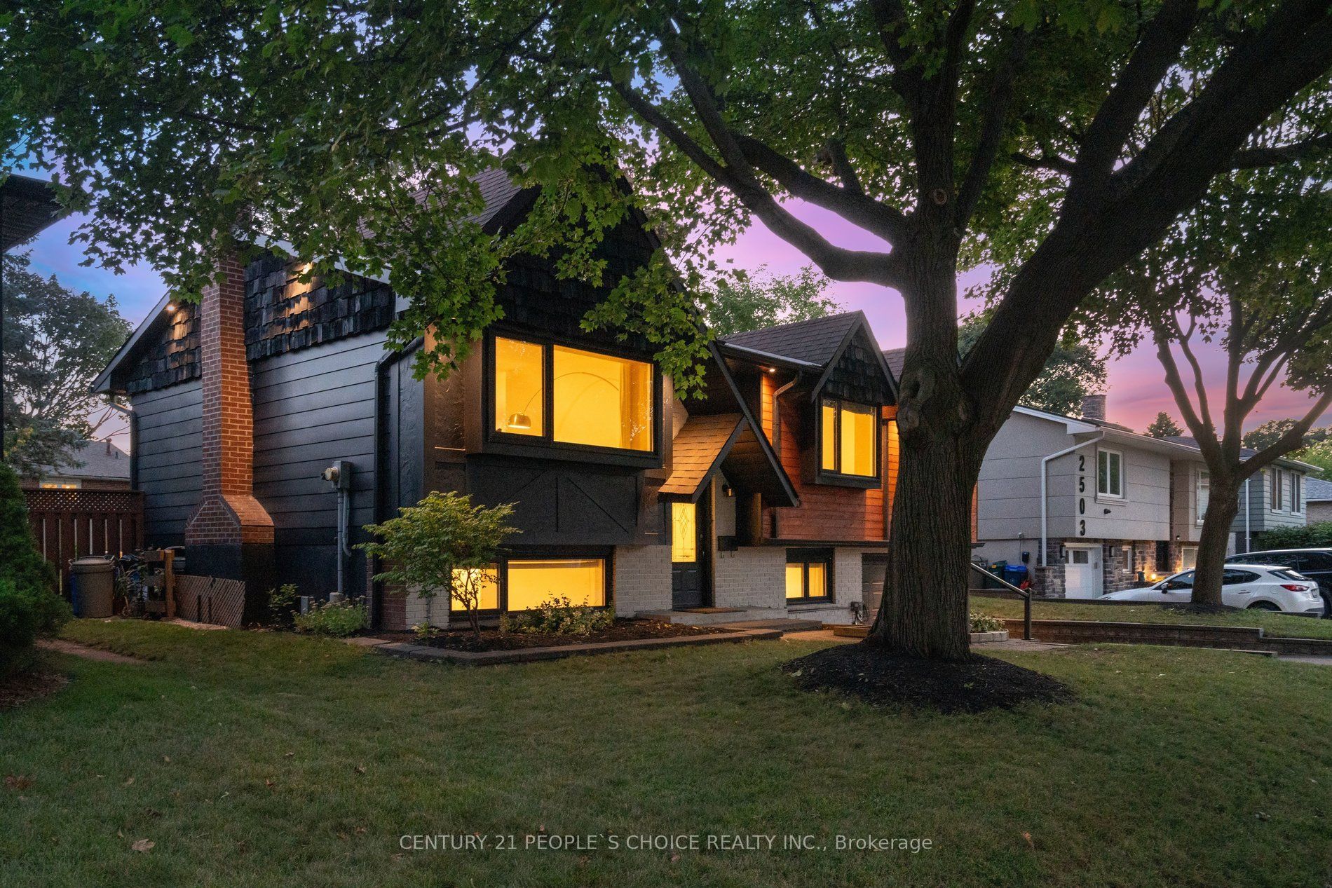 2505 Yarmouth Crescent