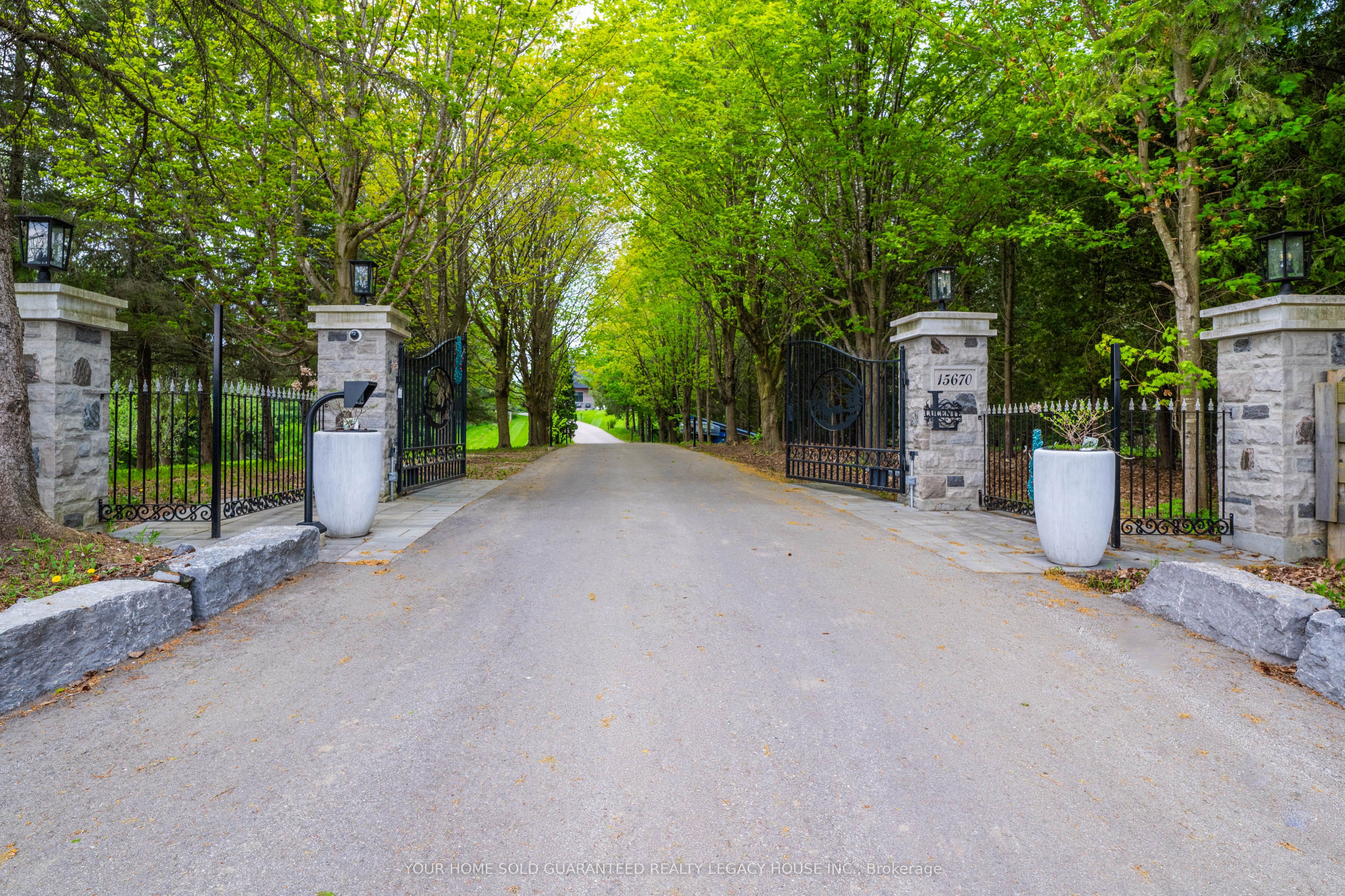 15670 10th Concession Road