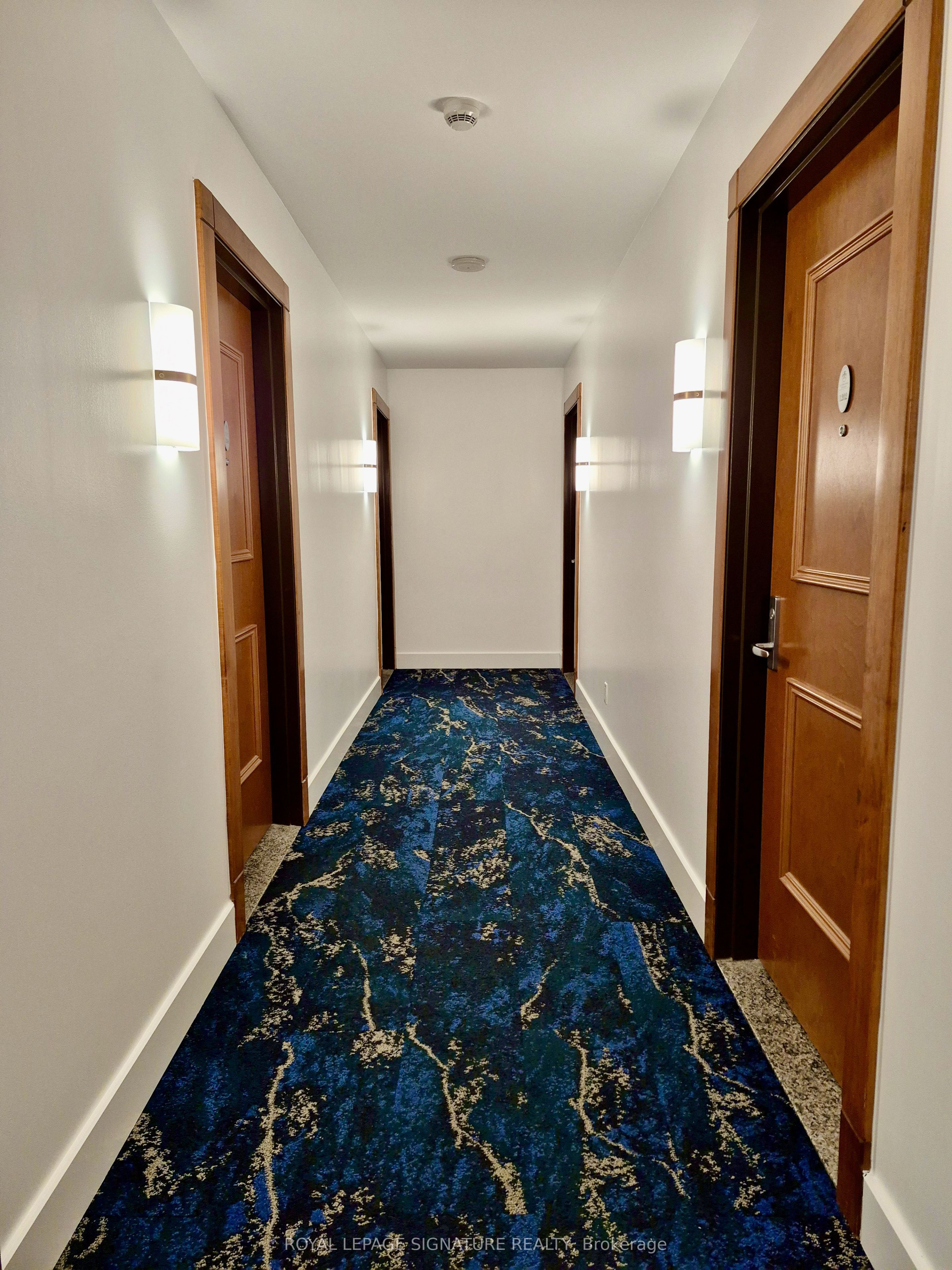 242 Rideau Street 1208