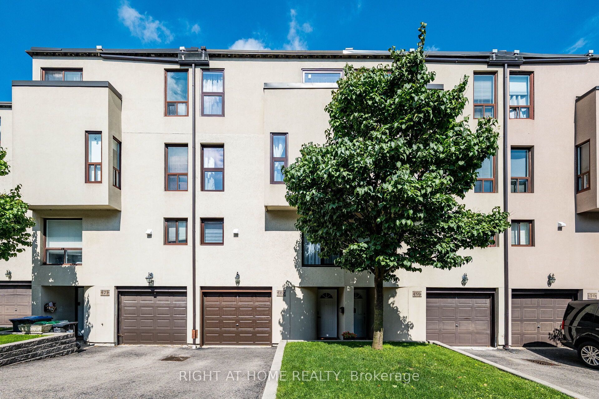 24 Reid Drive 8