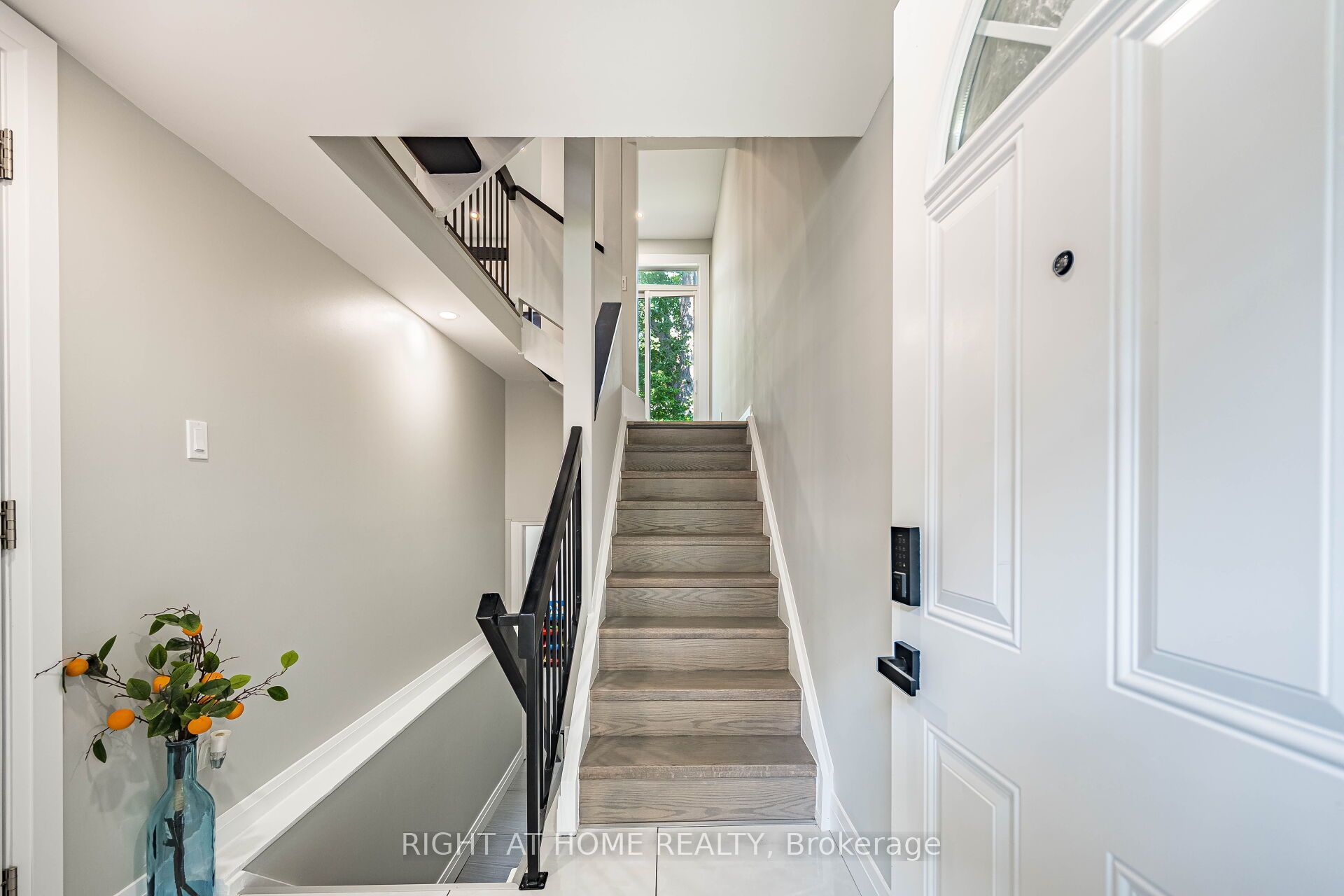 24 Reid Drive 8