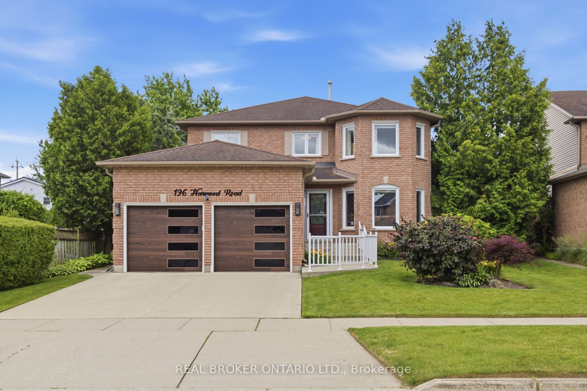 196 Harwood Road