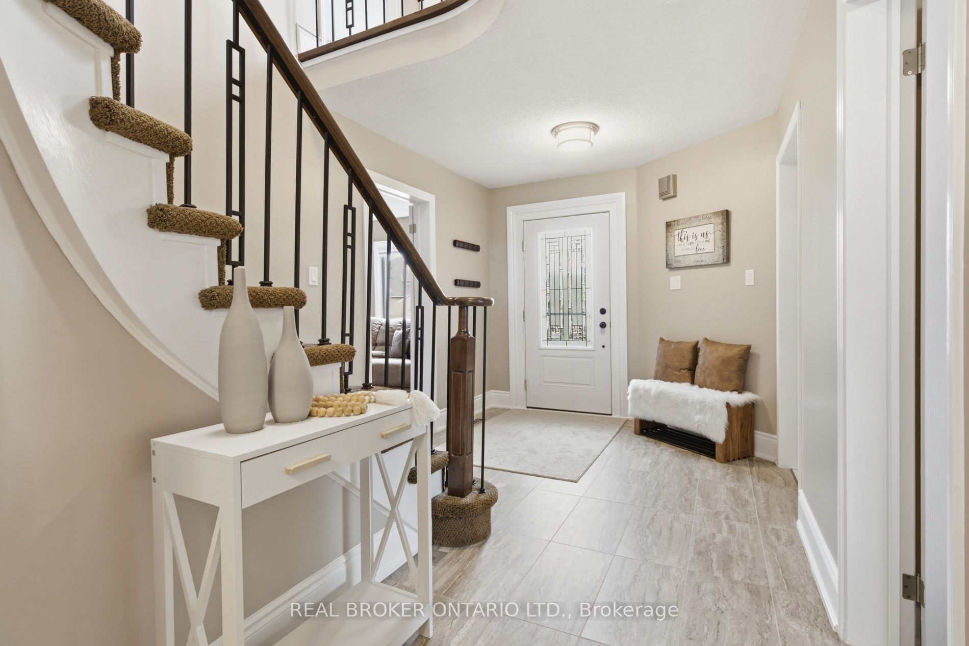 196 Harwood Road