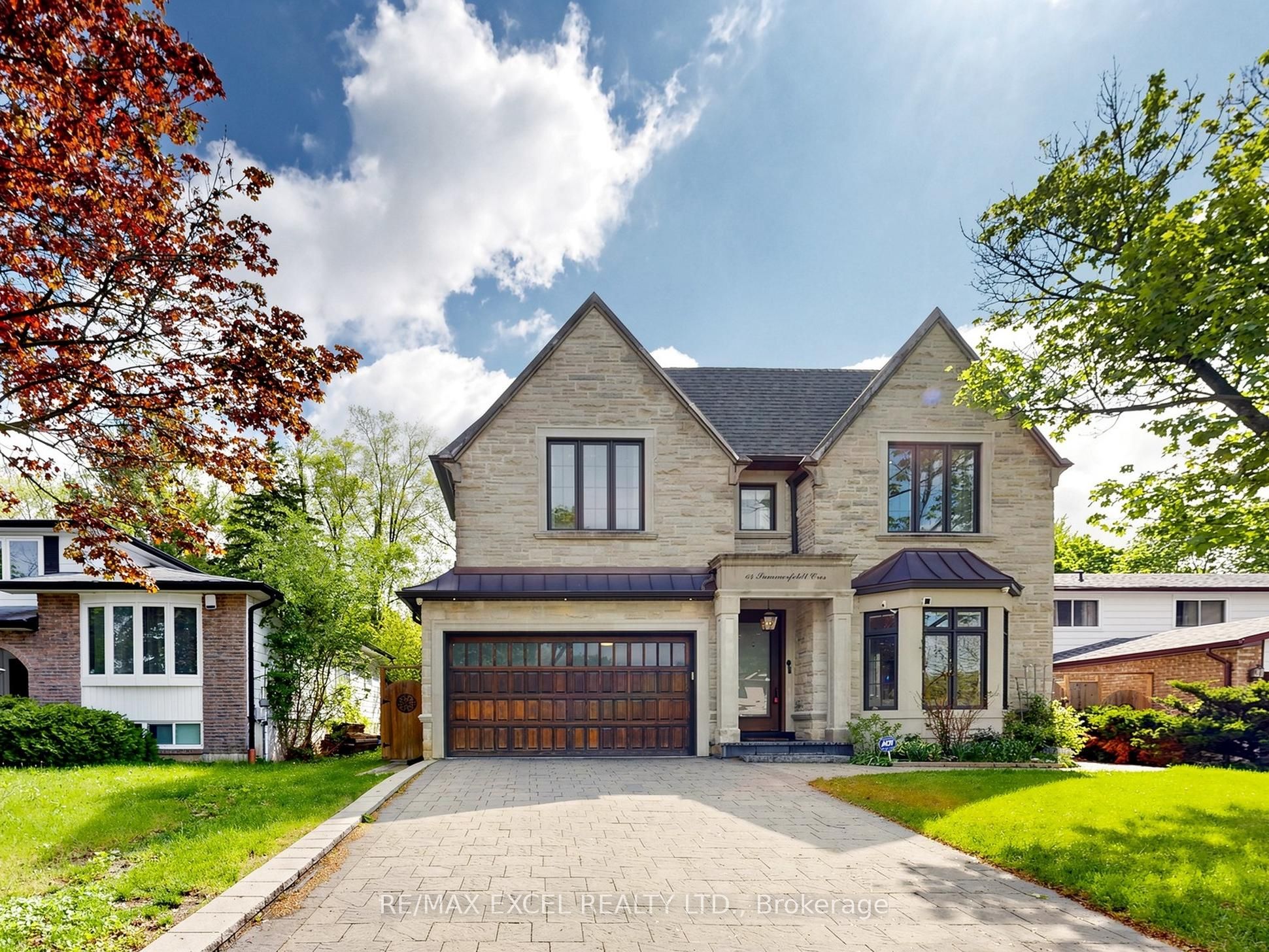 64 SUMMERFELDT Crescent