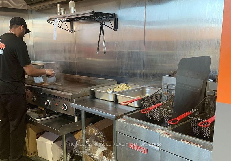 195 Carlingview Drive 1B