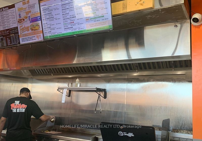 195 Carlingview Drive 1B