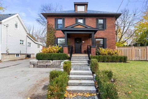 93 Concession Street Newmarket ON L3Y 3W4