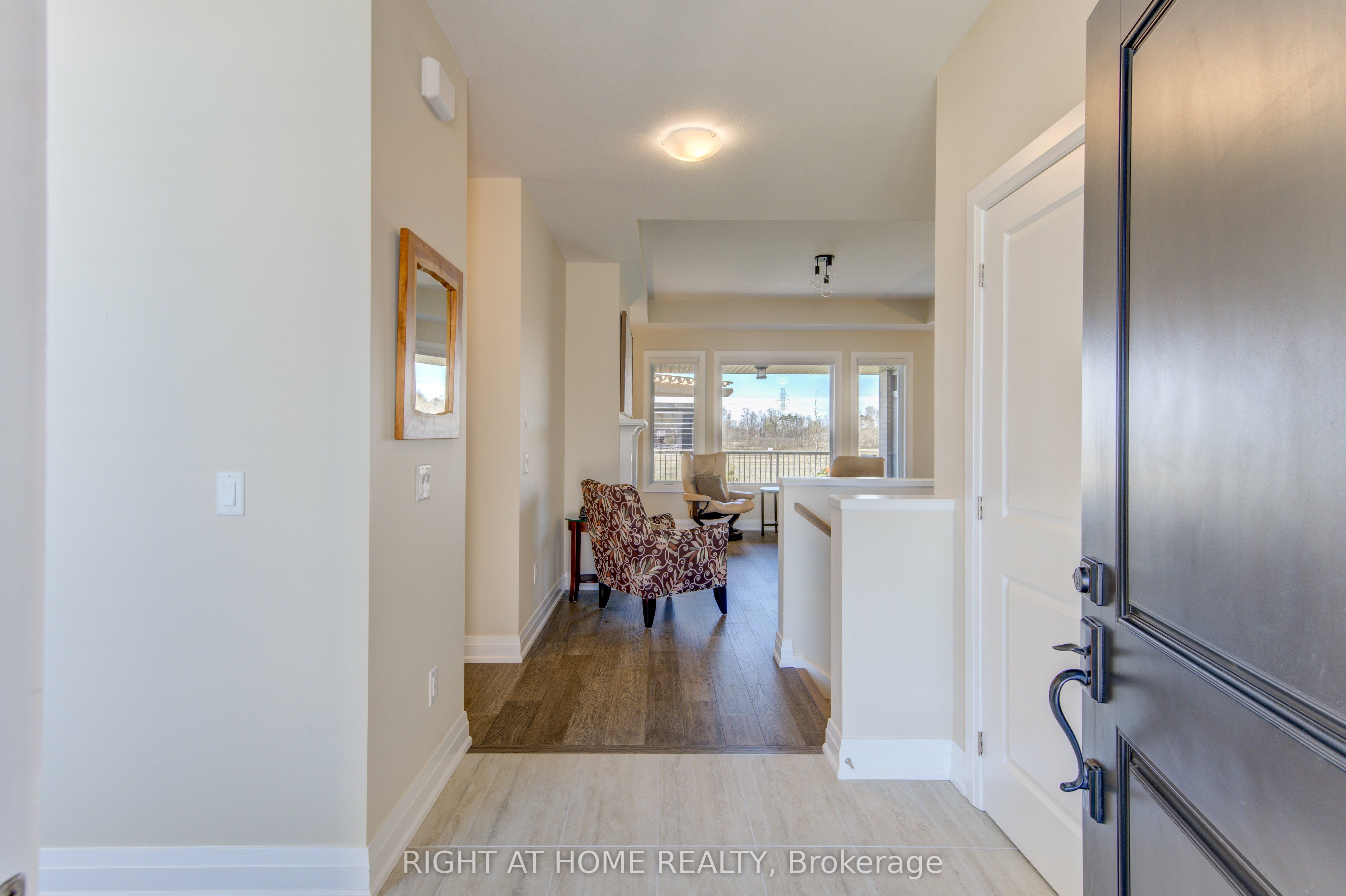 2043 LOCKWOOD Crescent