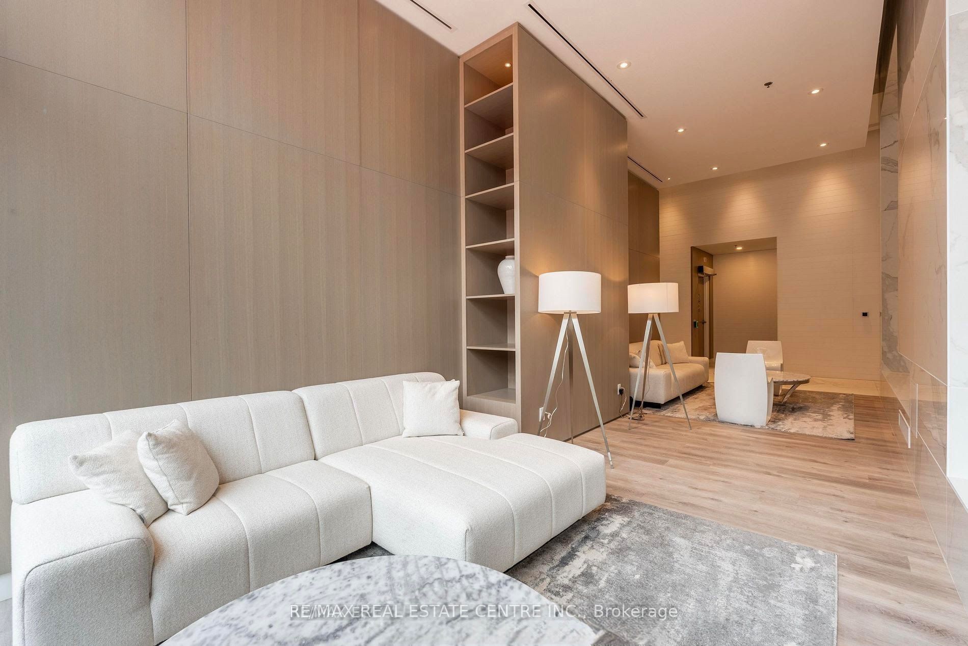 370 Martha Street 502