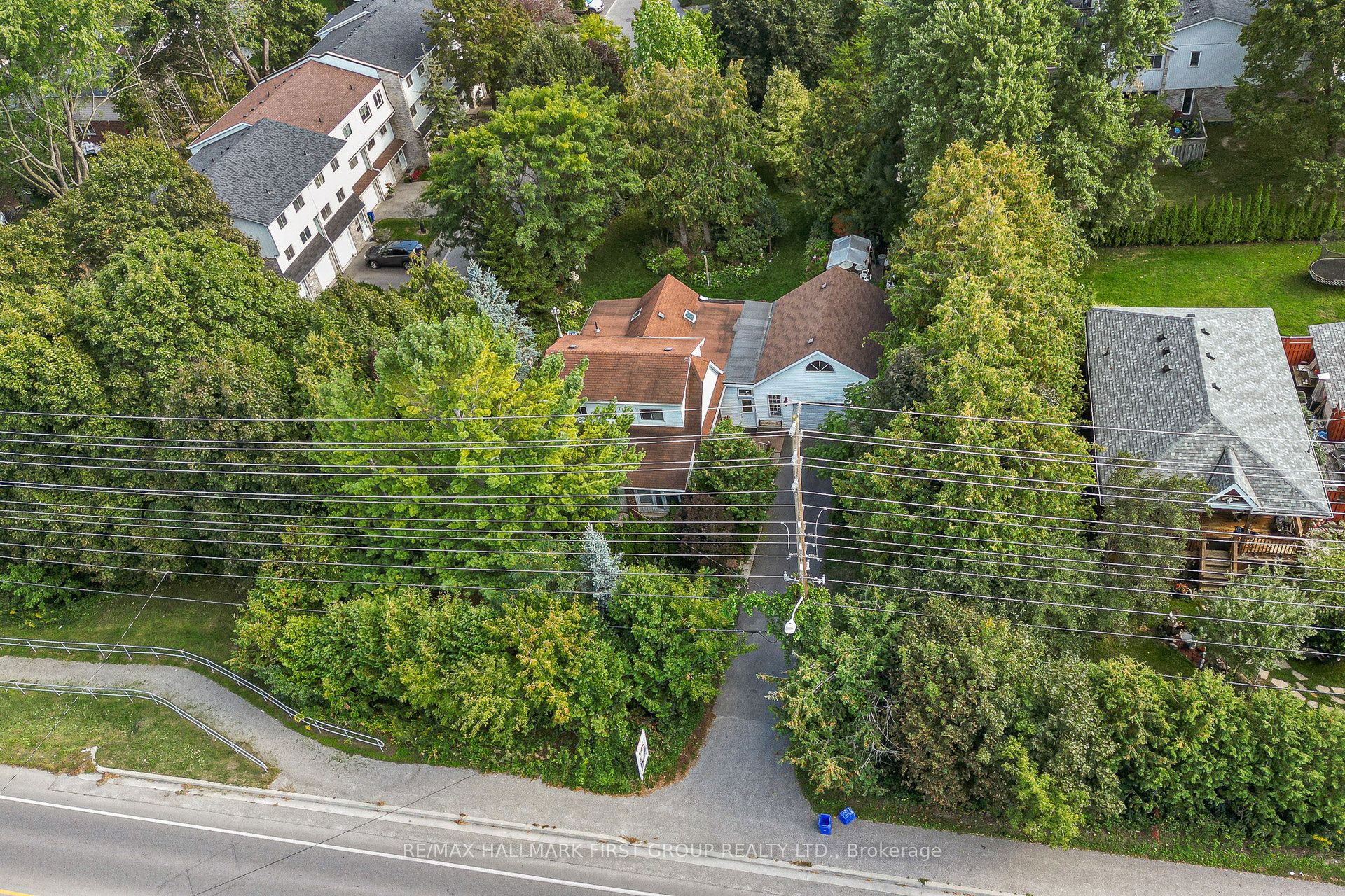 1433 Finch Avenue
