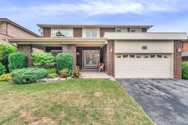 2529 Claymore Crescent