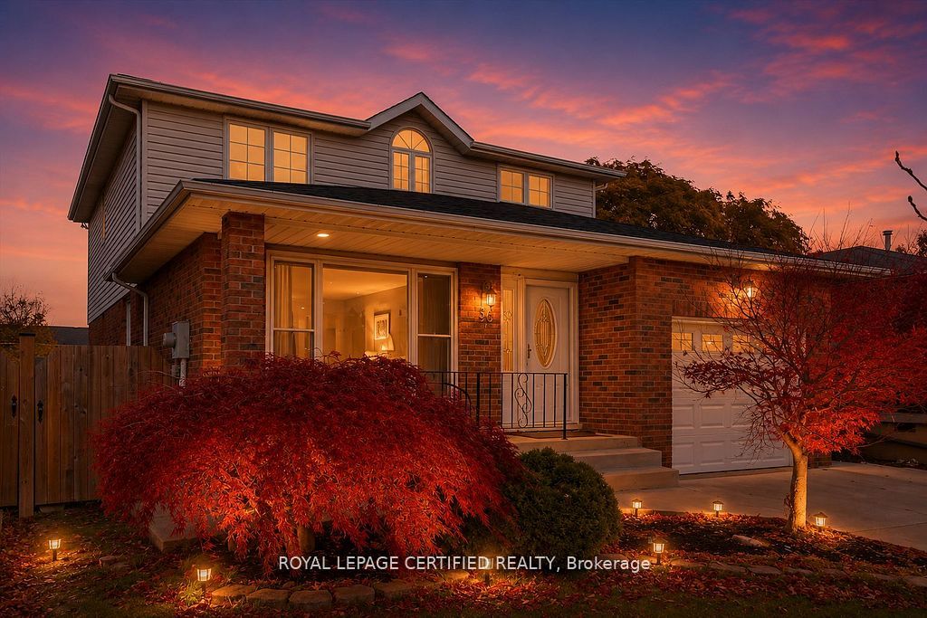 35 Trenholme Crescent