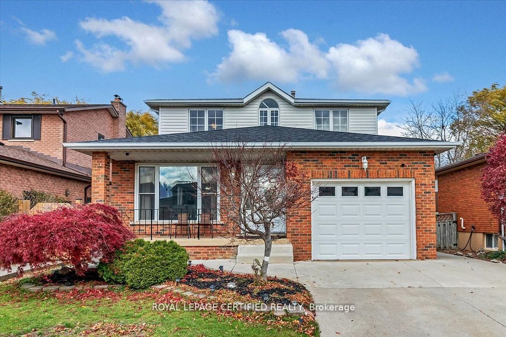 35 Trenholme Crescent