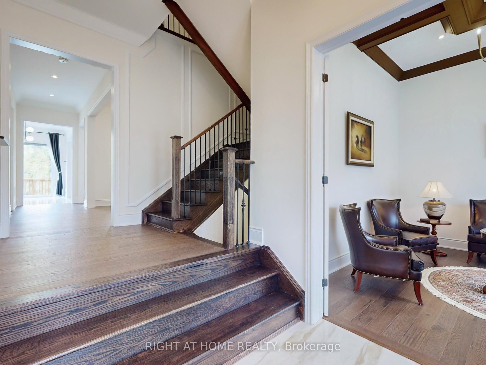 216 Sunset Vista Court E