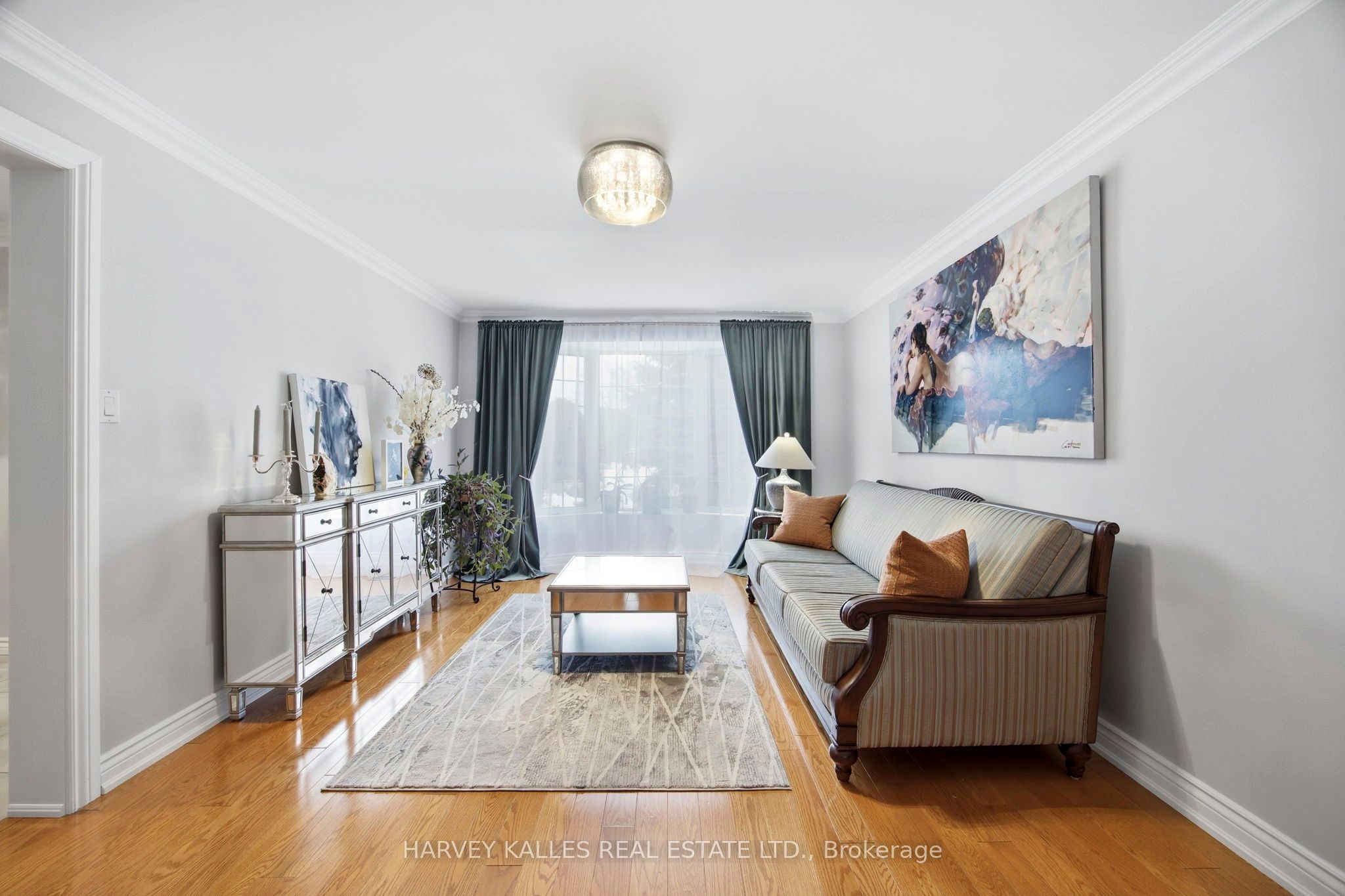 682 Willowbank Trail