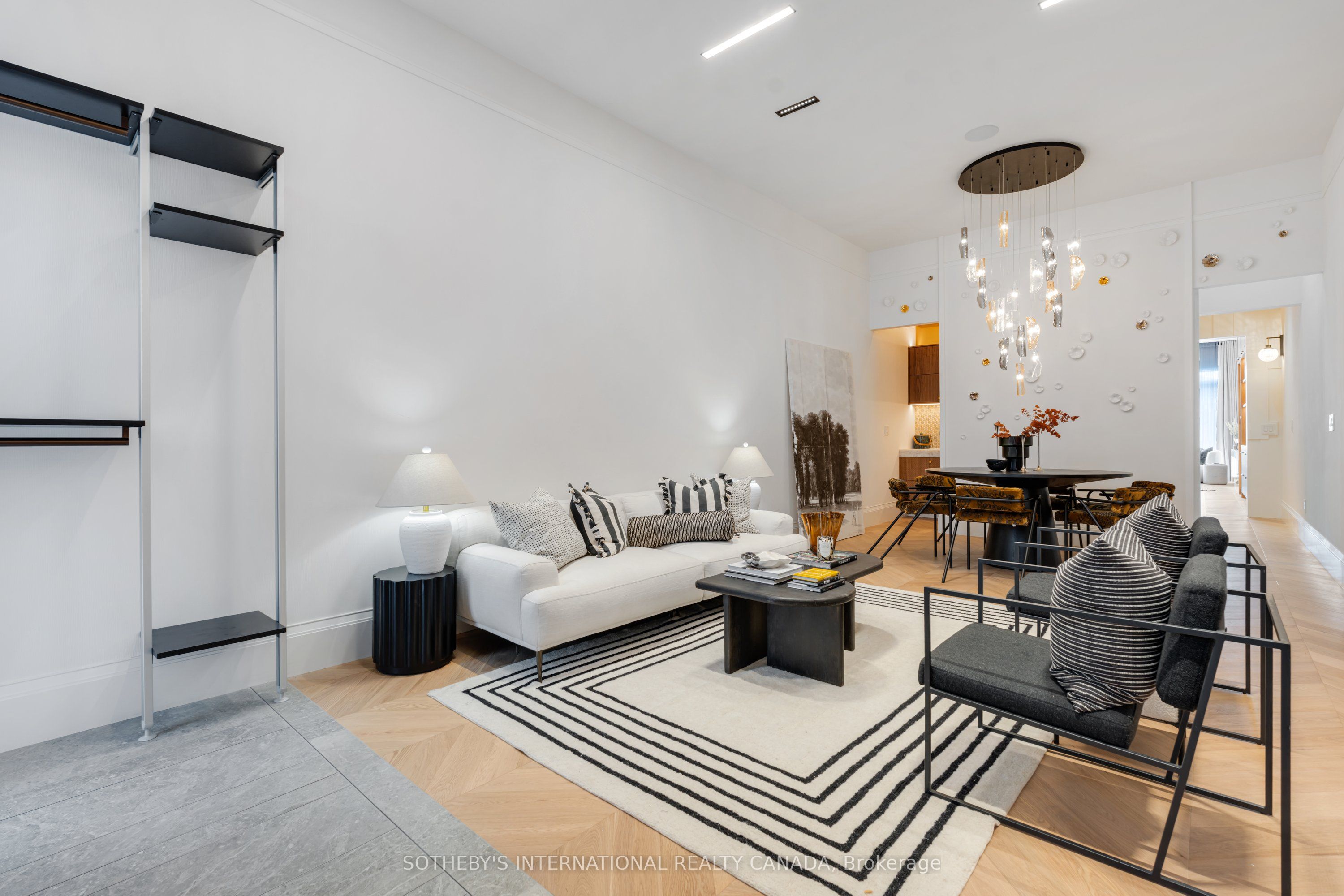 566 Delaware Avenue N