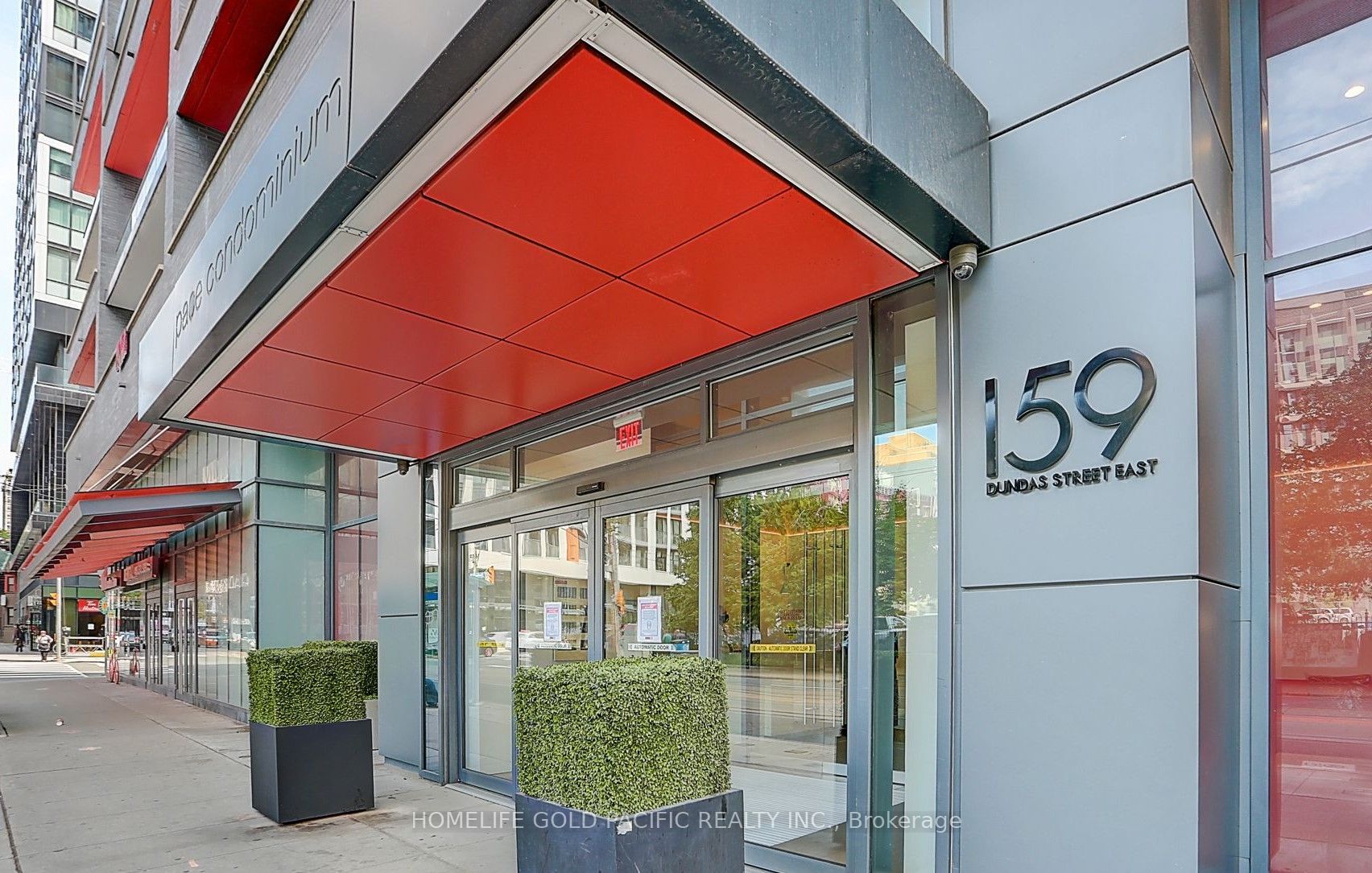 159 Dundas Street 613