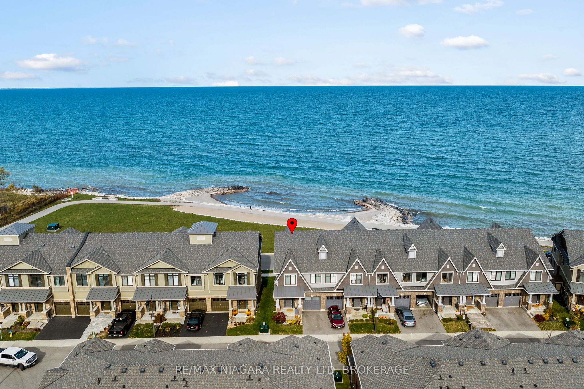 60 Waterview Lane