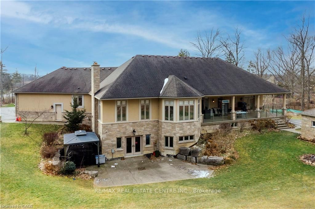 340 Golf Club Road