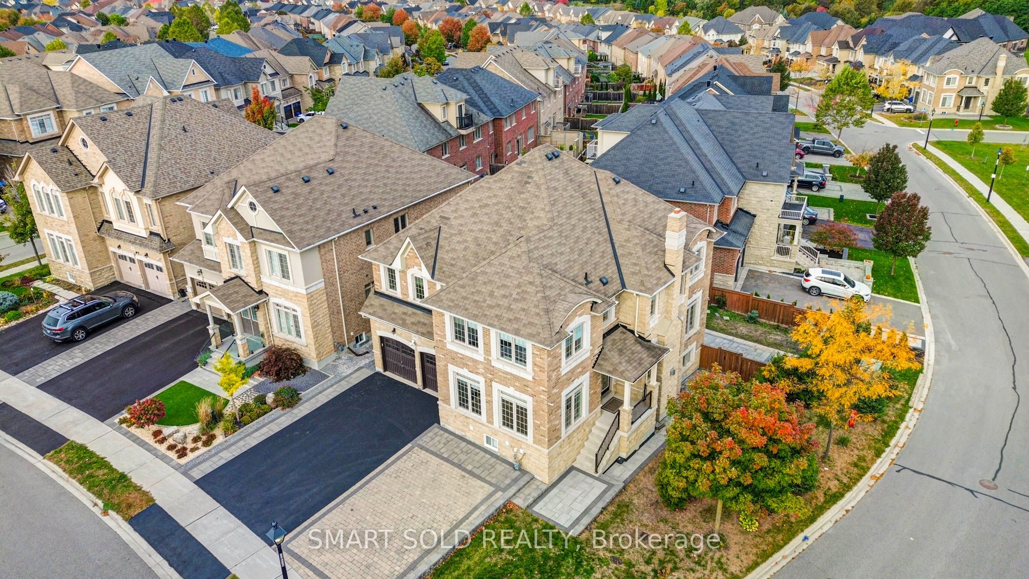 982 Wilbur Pipher Circle
