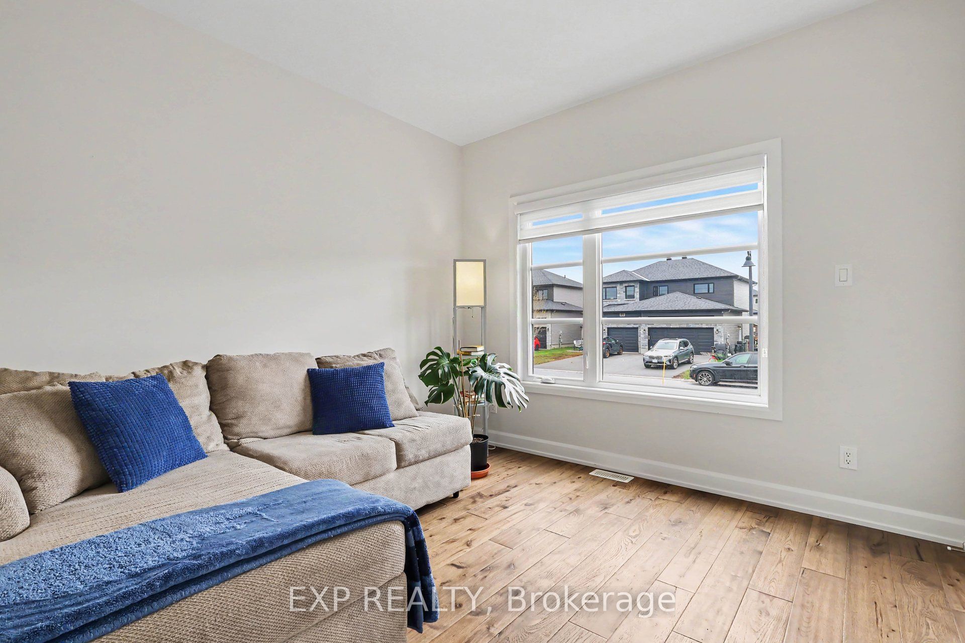 520 Lucent Street