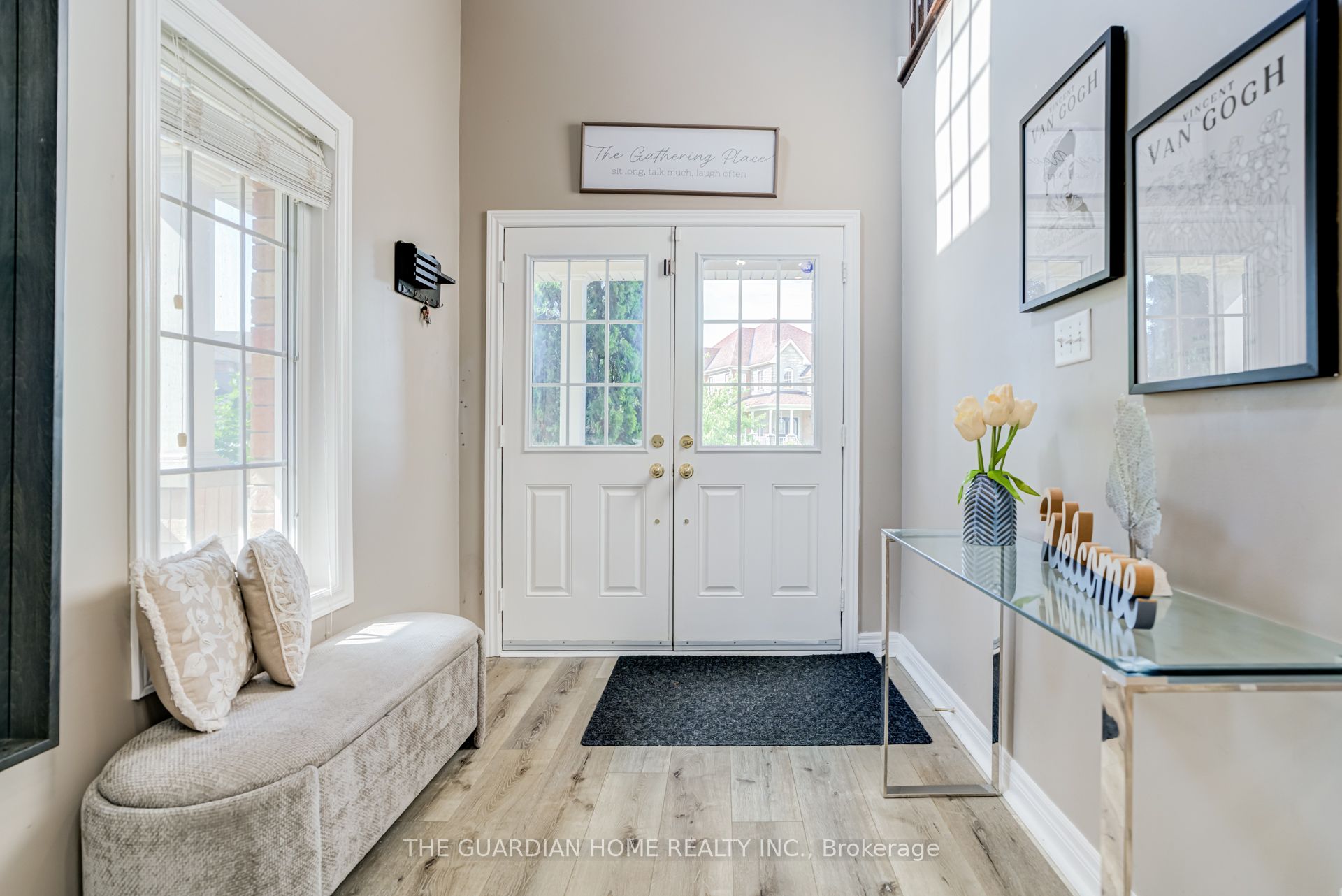 1214 Harlstone Crescent