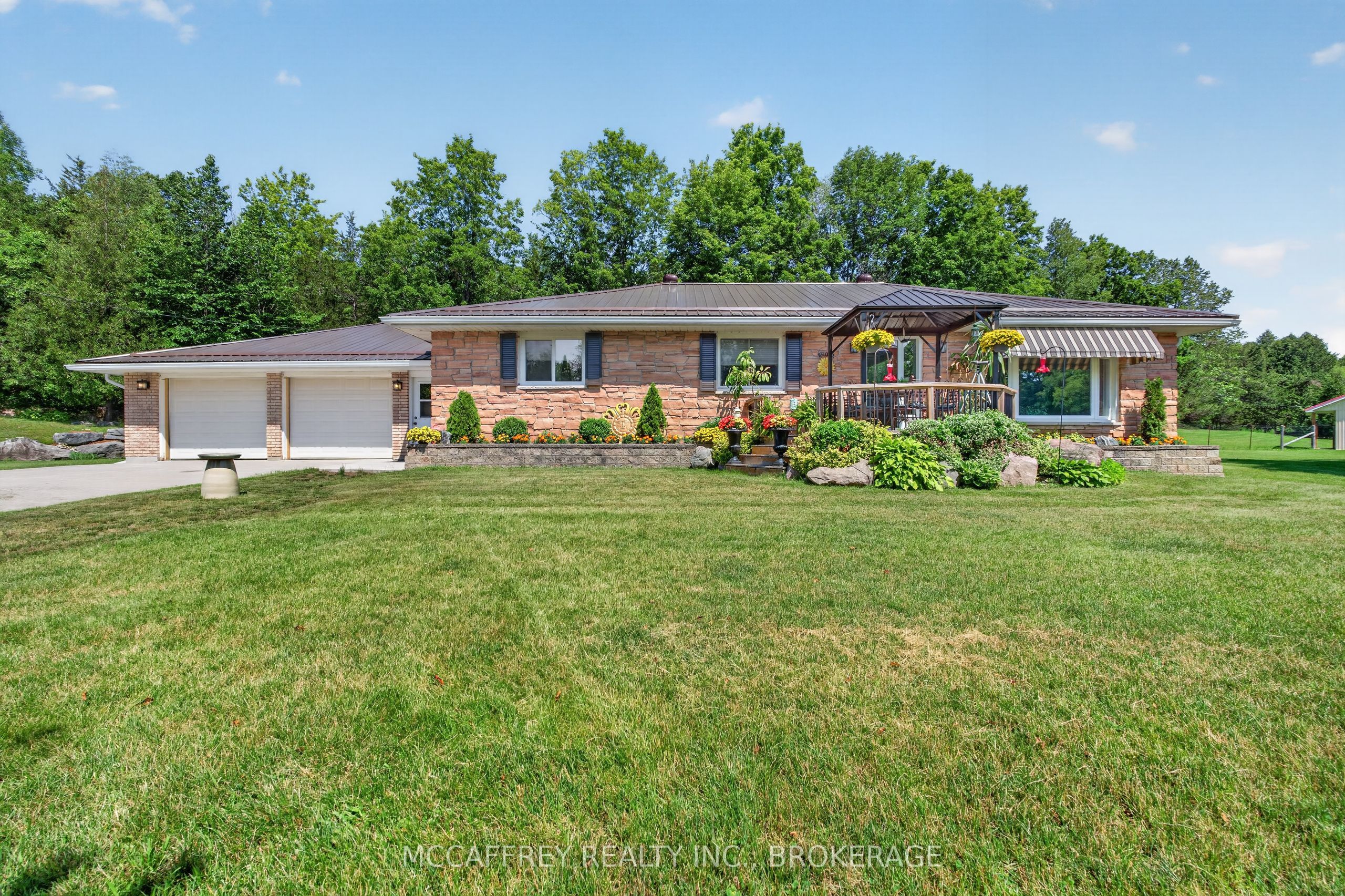2183 Daley Road