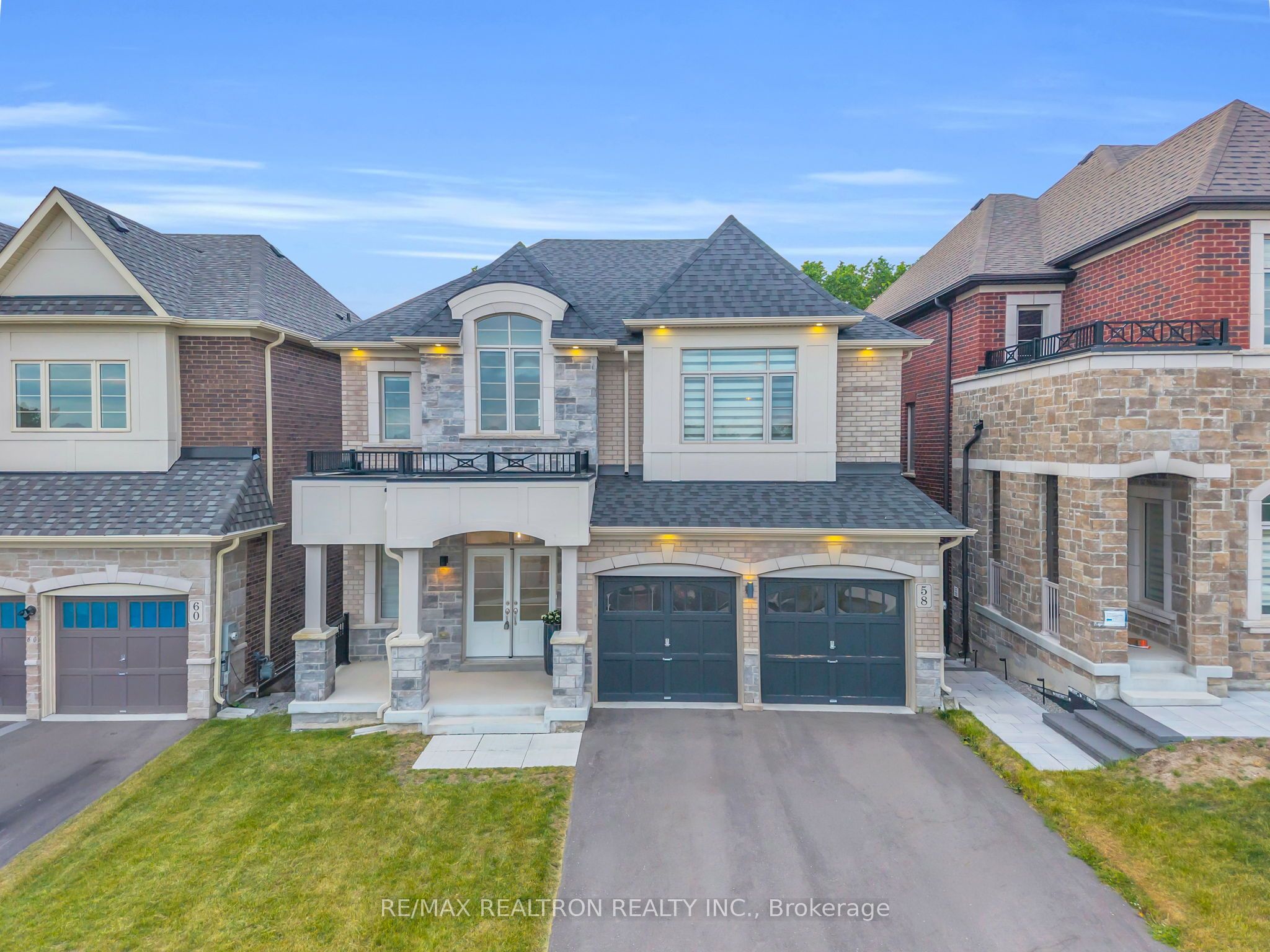 58 Charles White Court