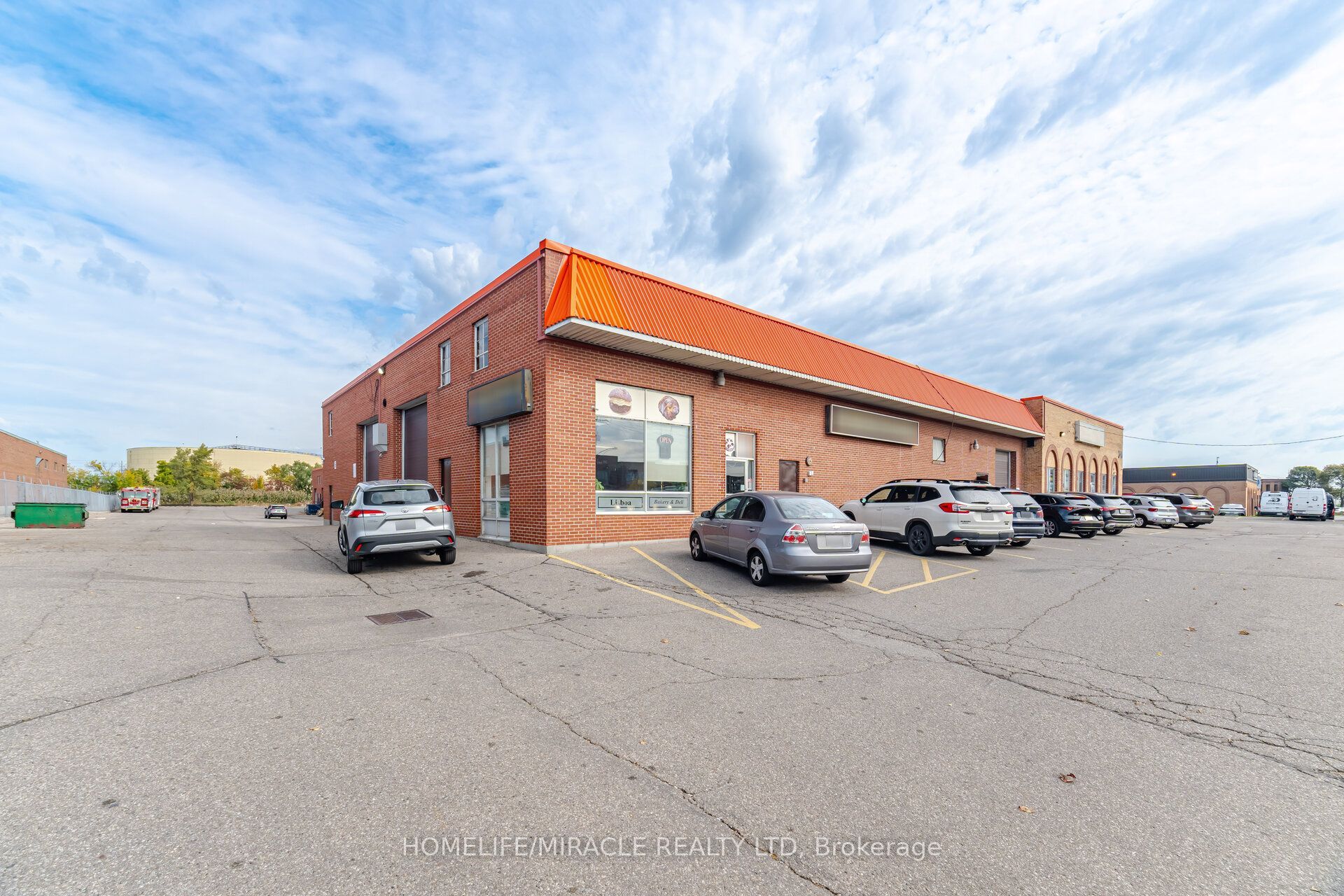 240 Clarence Street 1