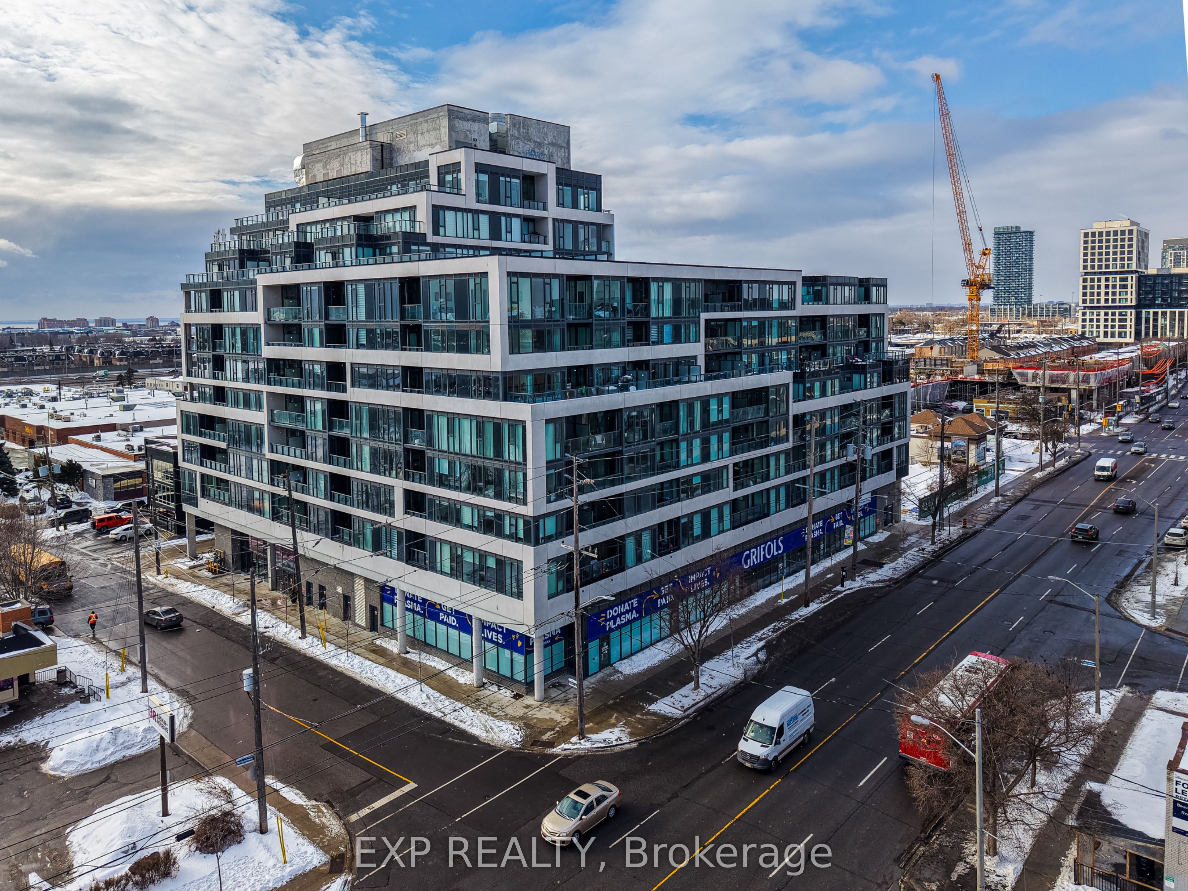 859 The Queensway N/A 209