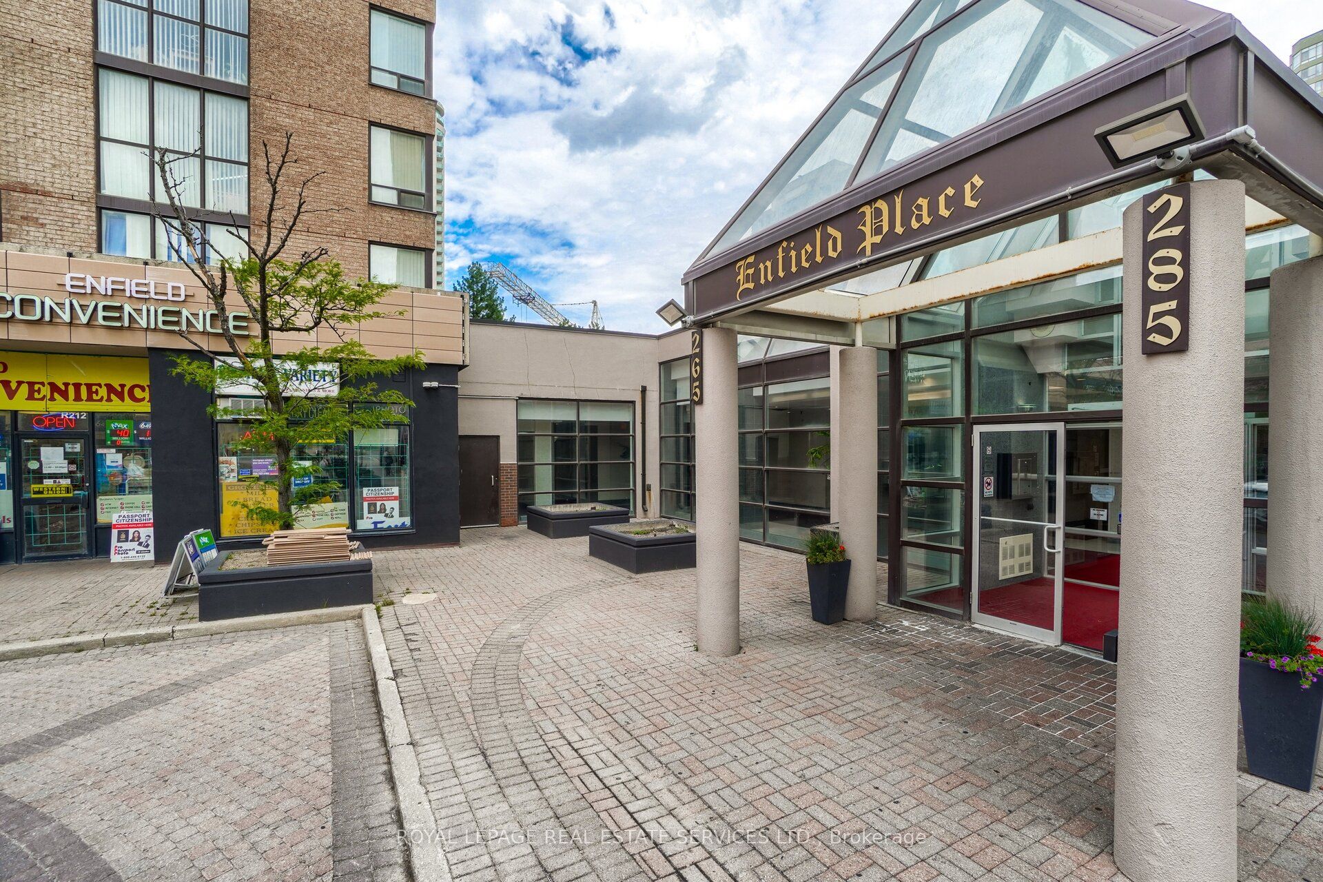 285 Enfield Place 604