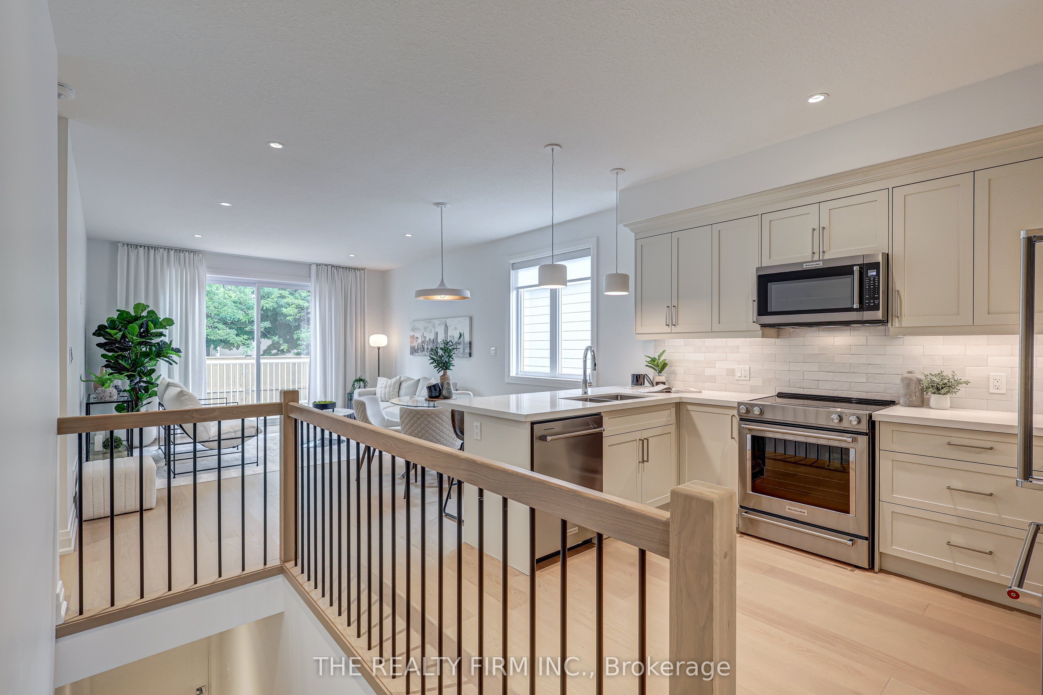 85 Forest Street 18