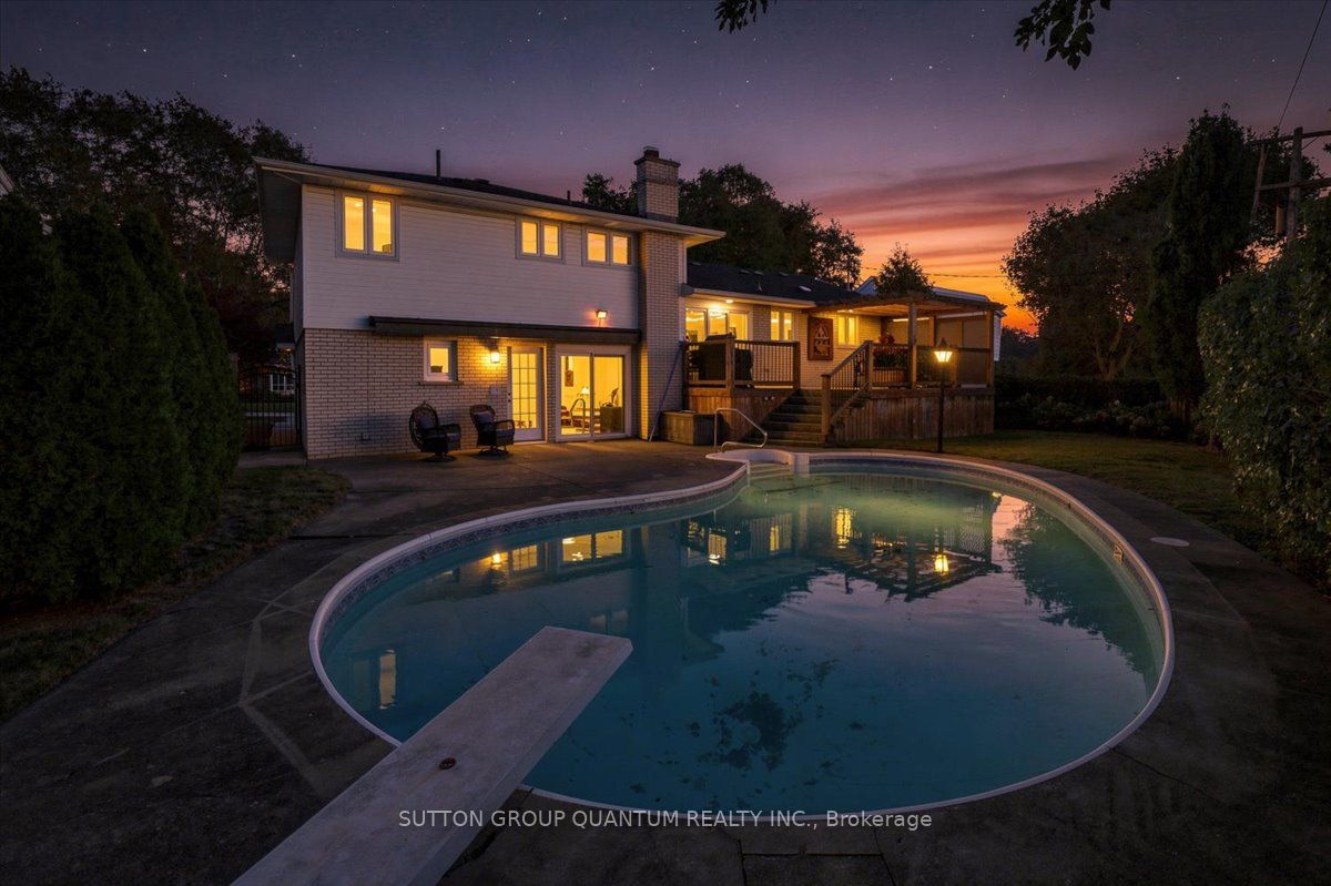368 Aurora Crescent