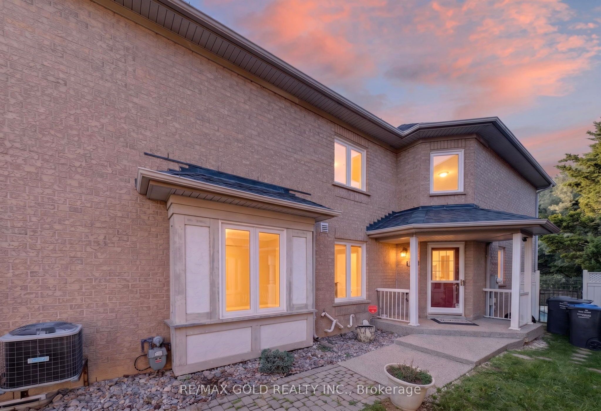 142 Pressed Brick Drive