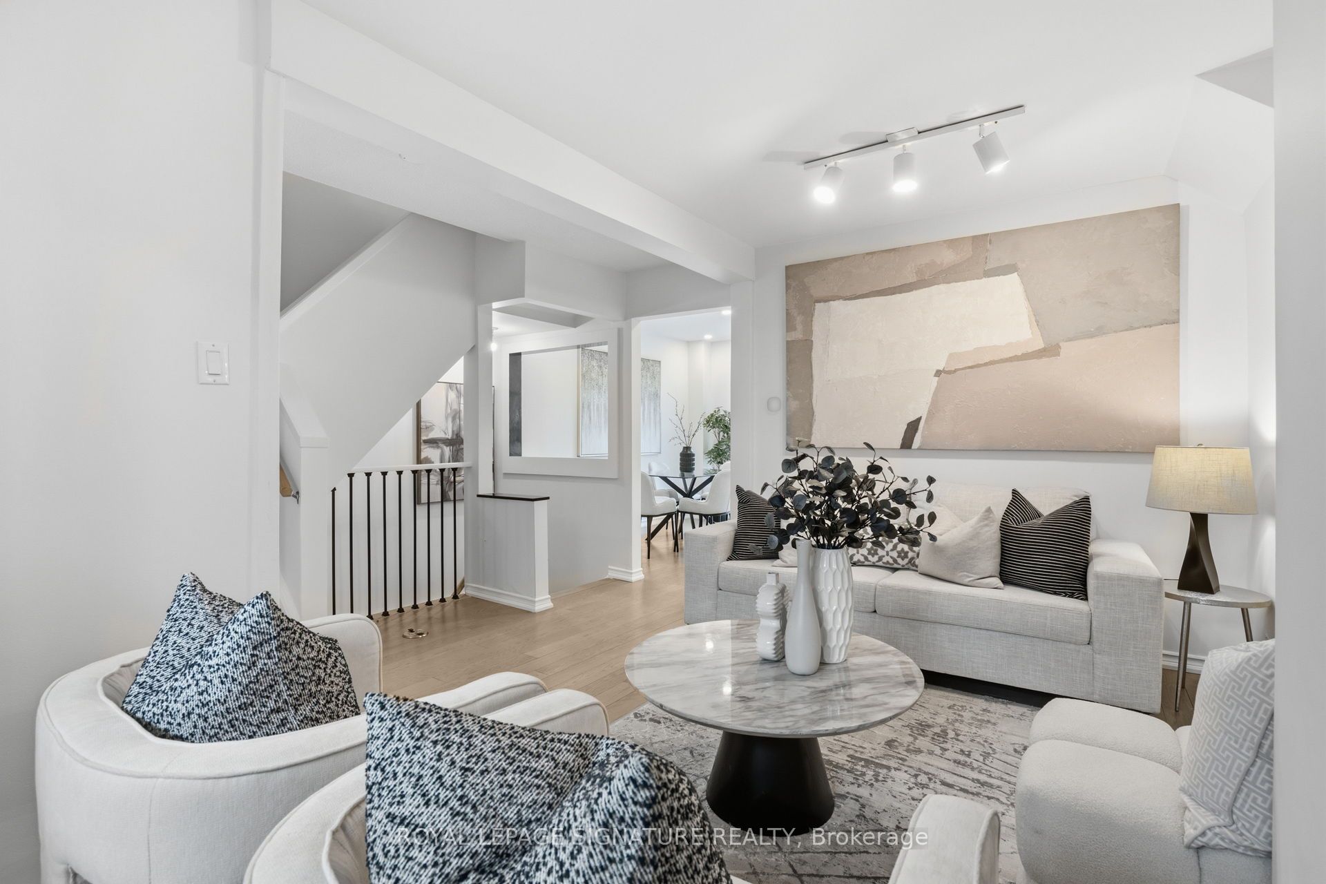 50 Silverbell Grove 26