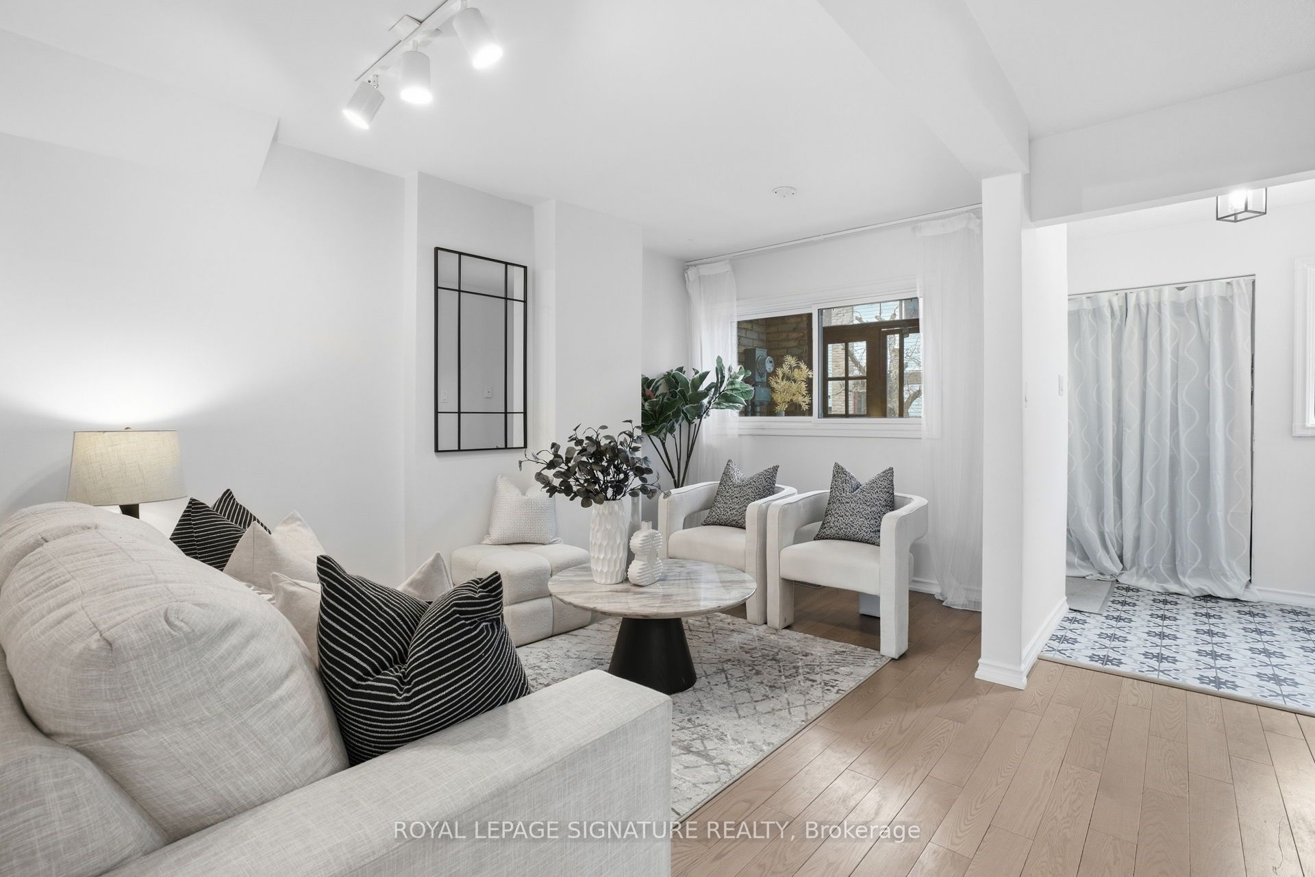 50 Silverbell Grove 26