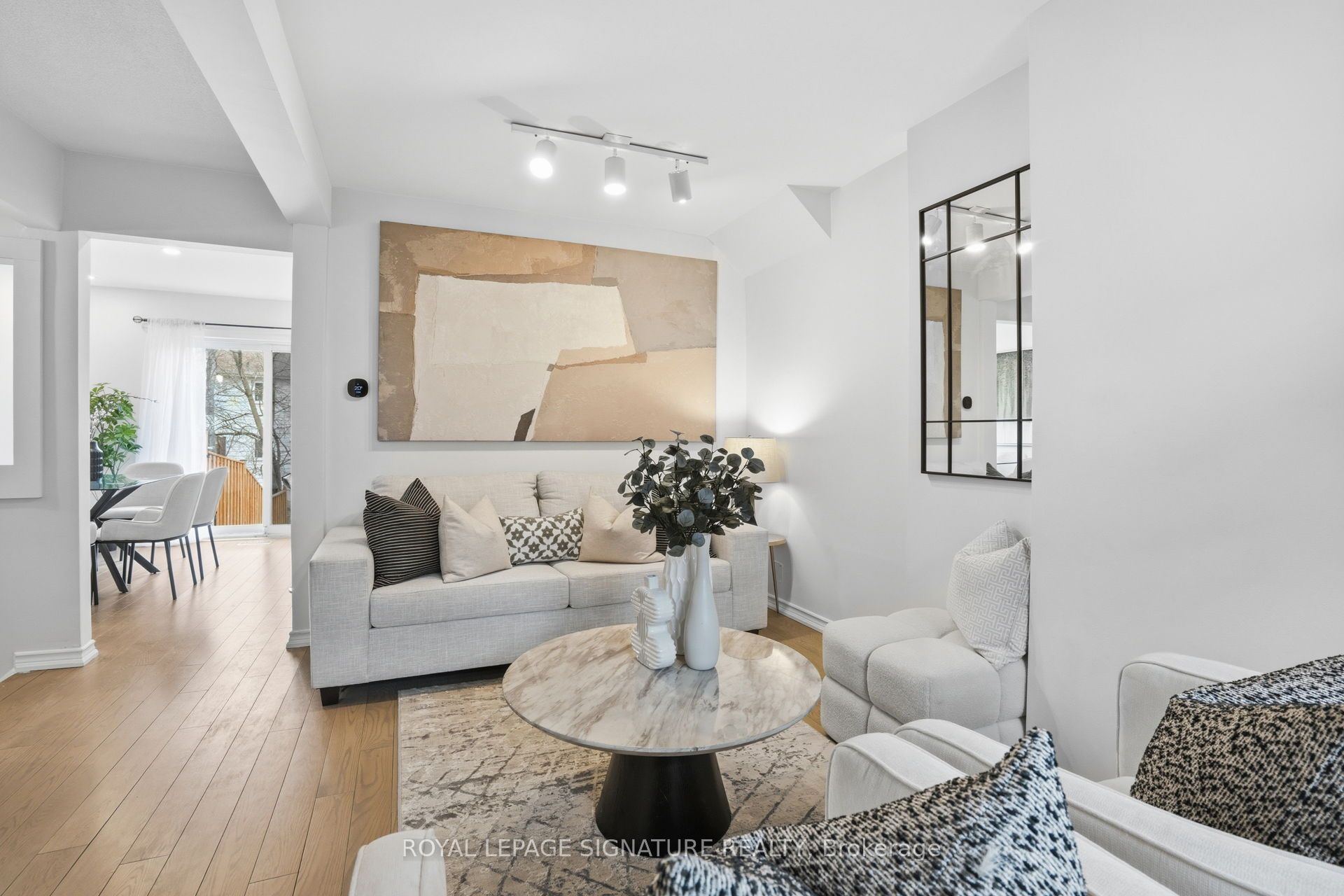 50 Silverbell Grove 26