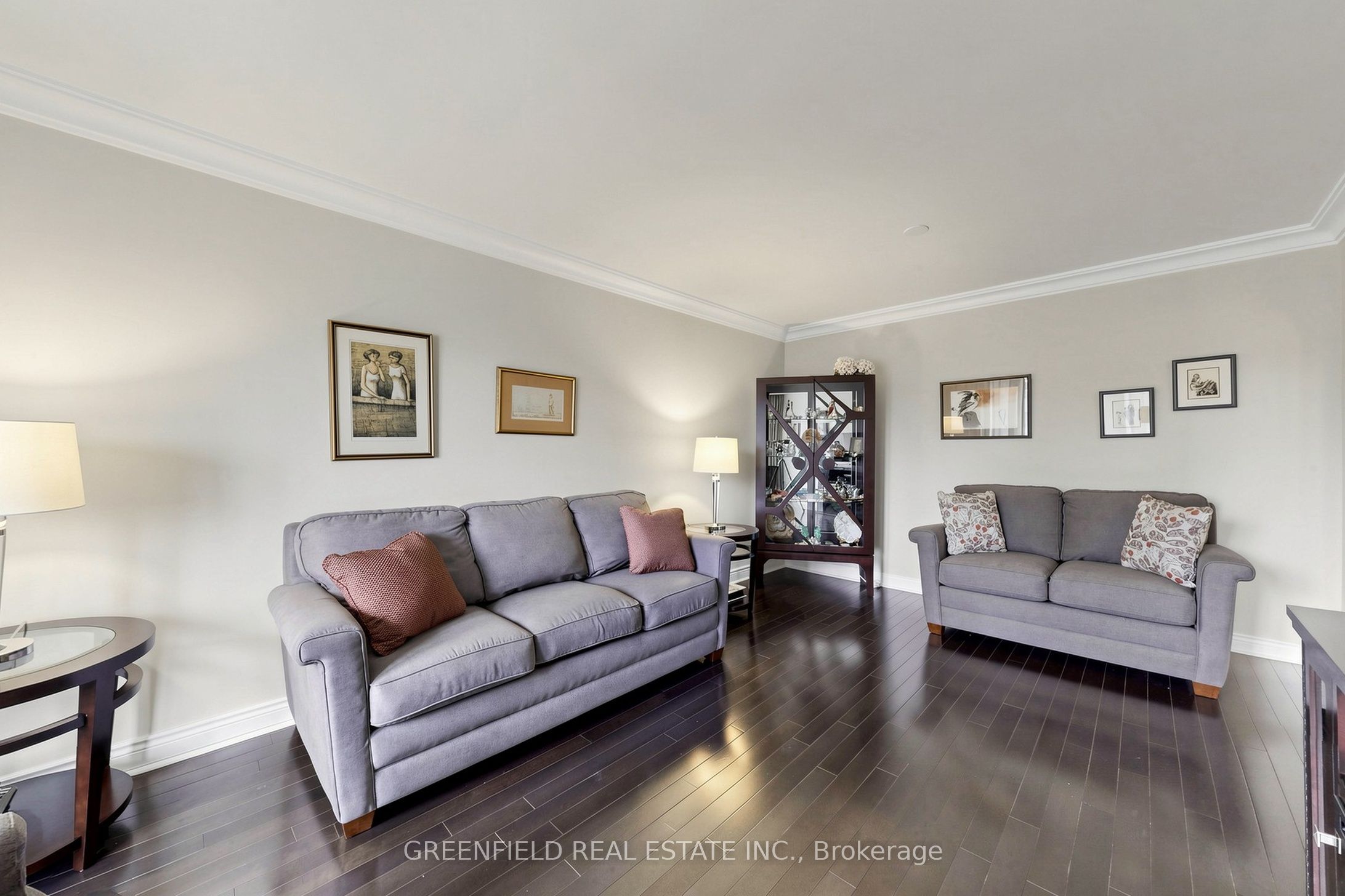 87 Mulholland Avenue