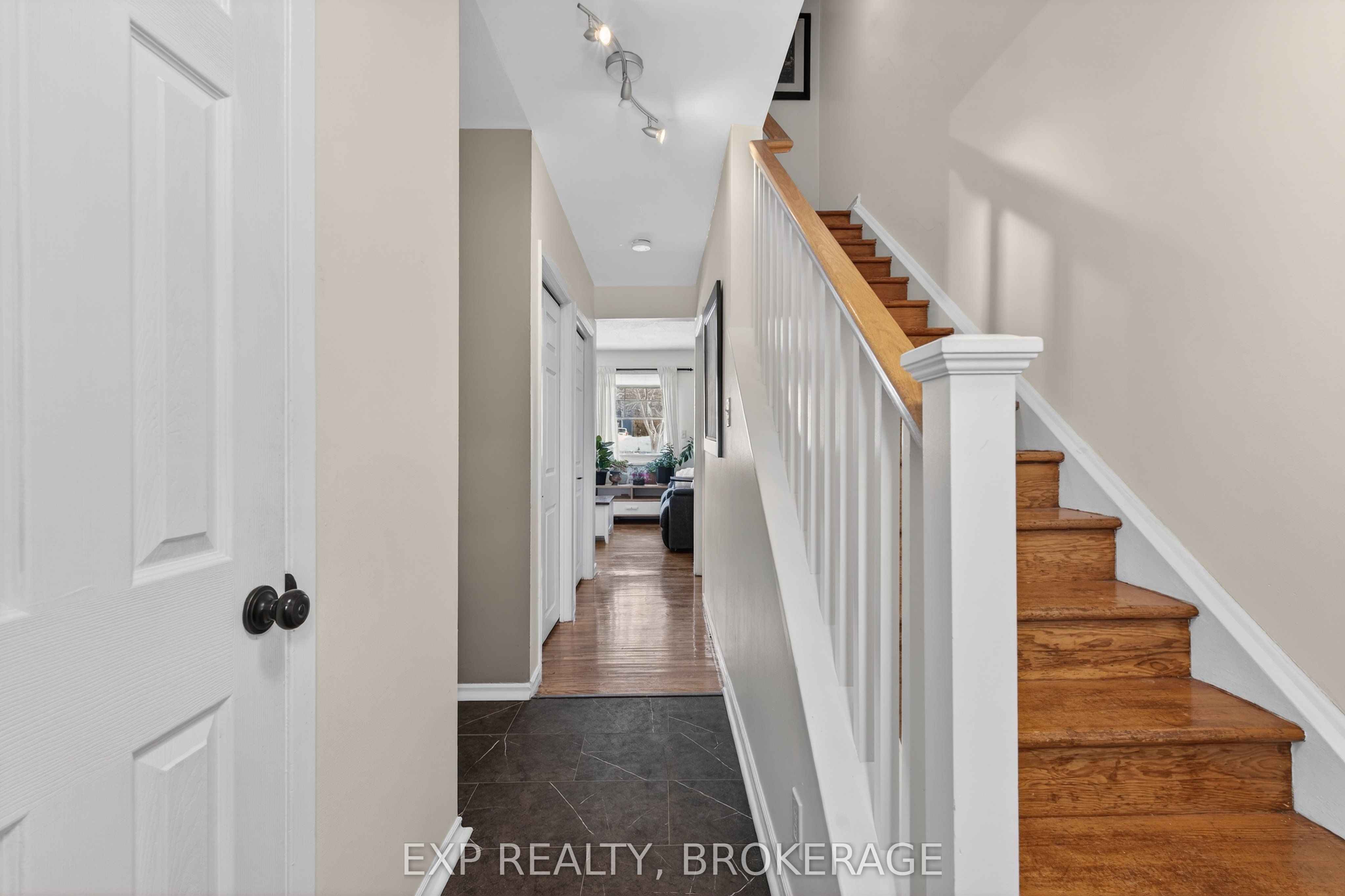 126 NOTCH HILL Road 3