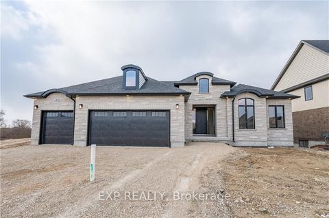 1050 Walton Avenue North Perth ON N4W 3S2