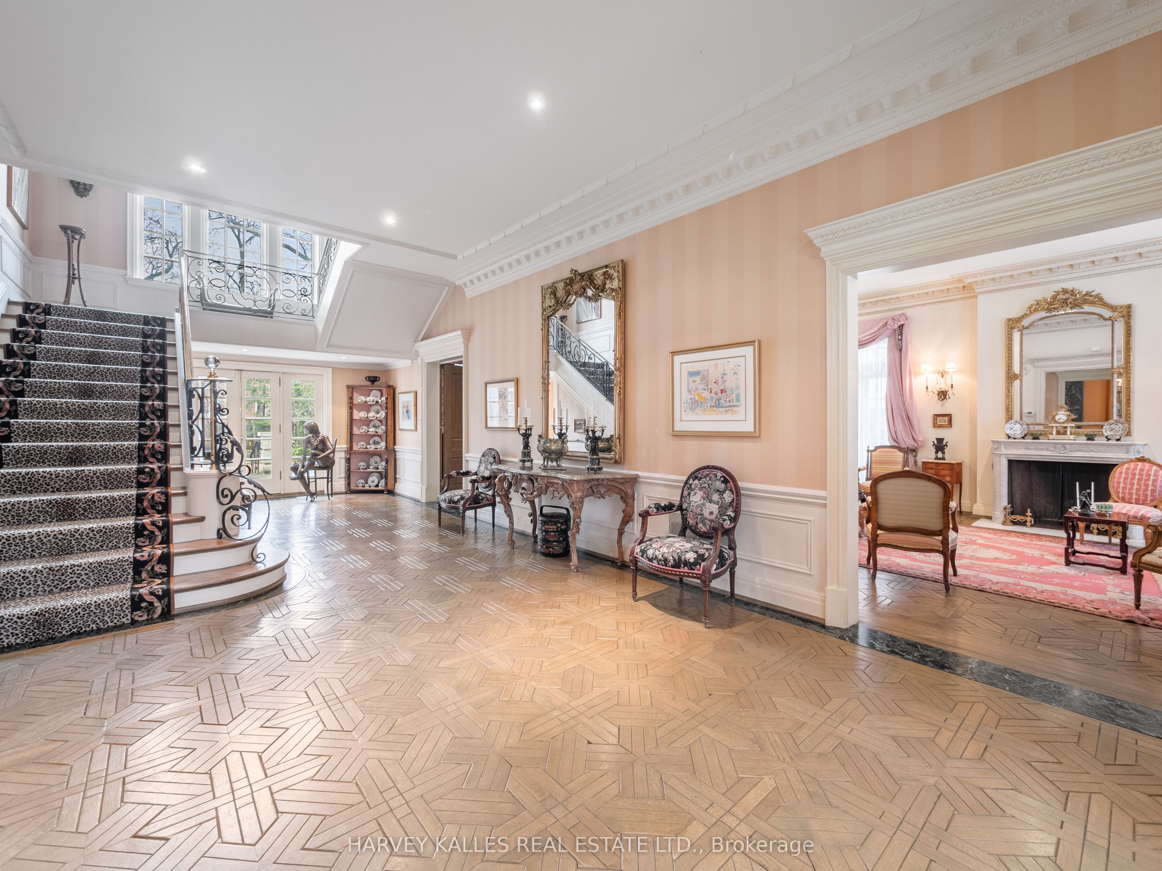 94 Dunvegan Road