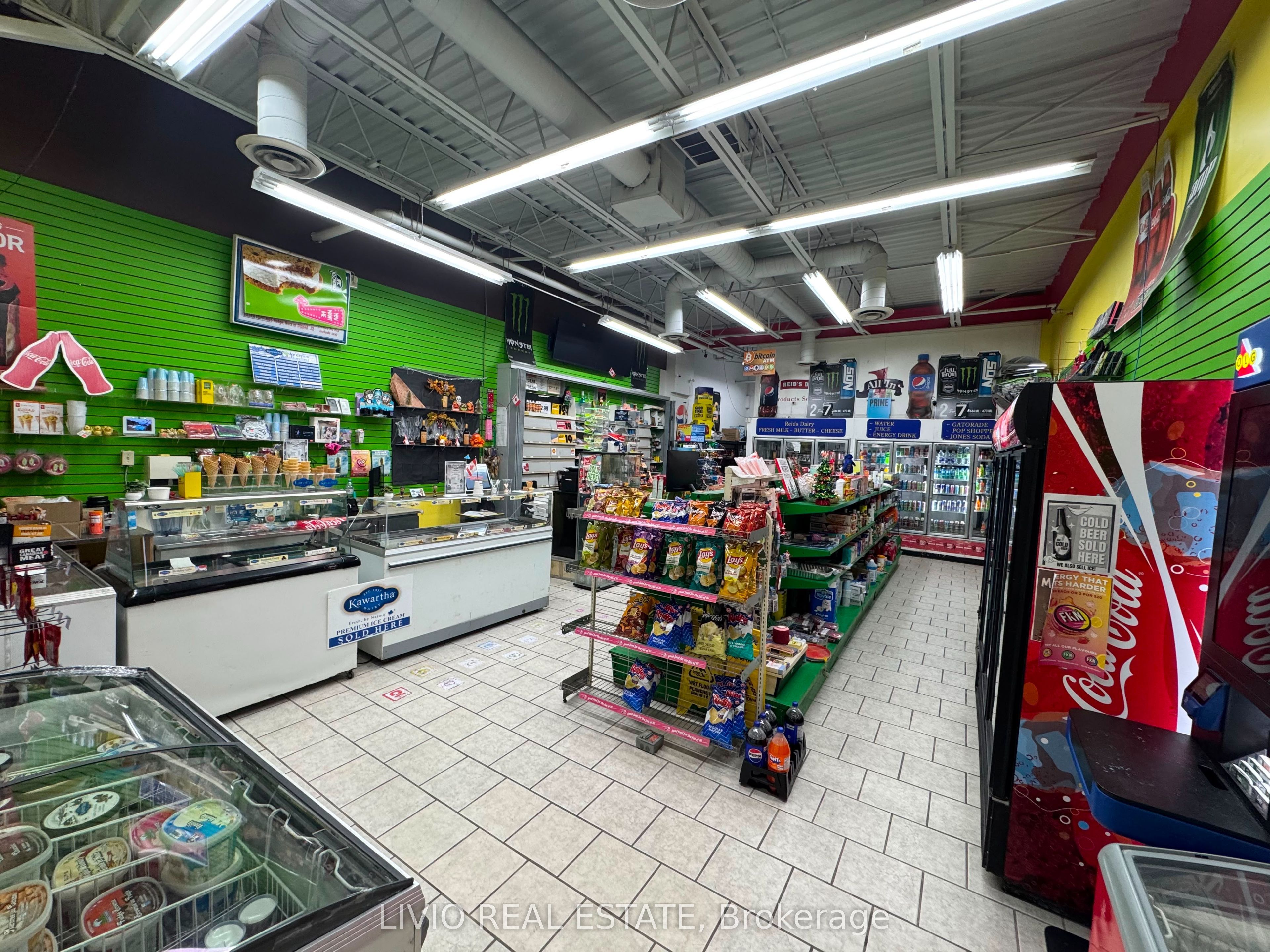 361 King Avenue E 10