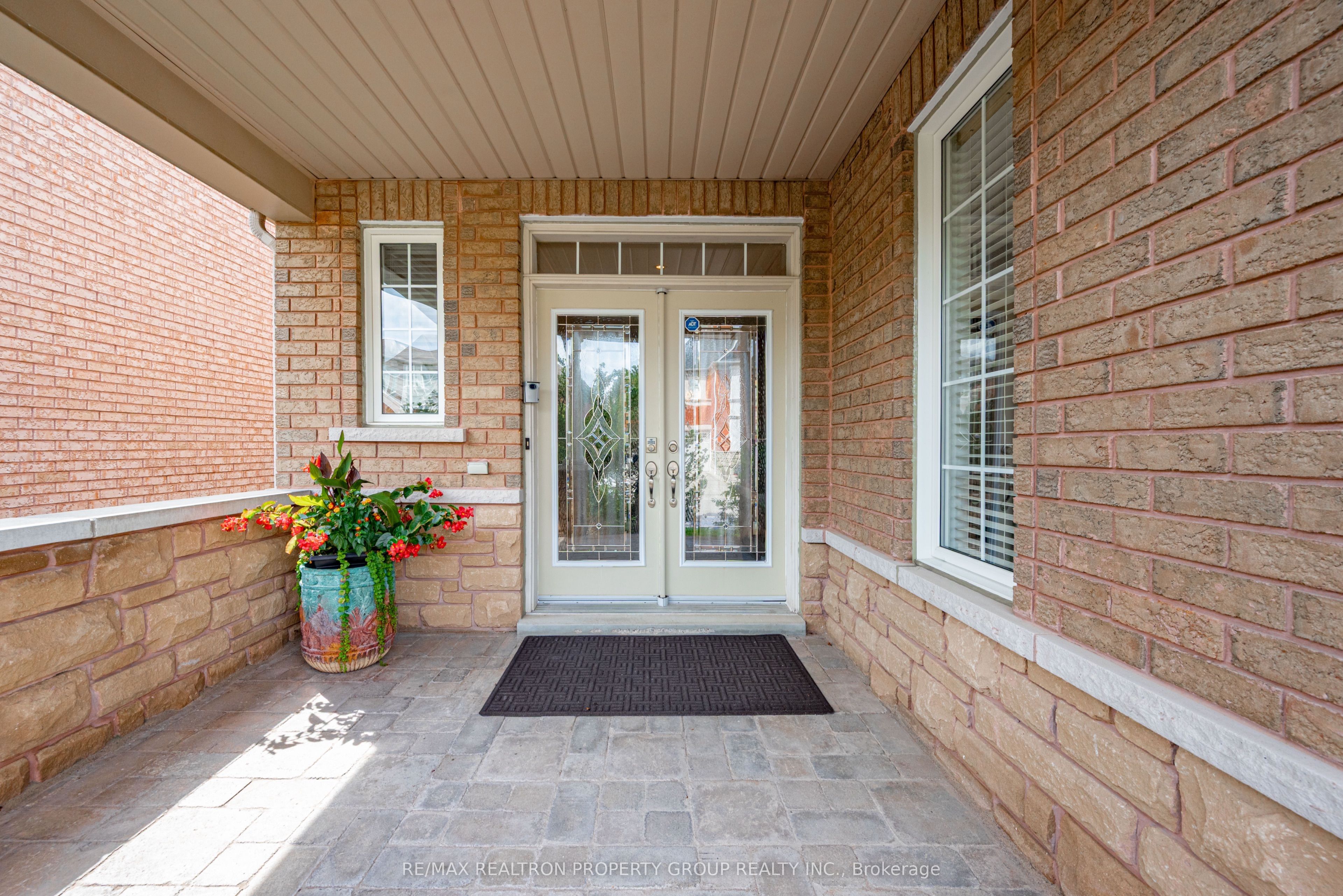 11 Montebello Crescent